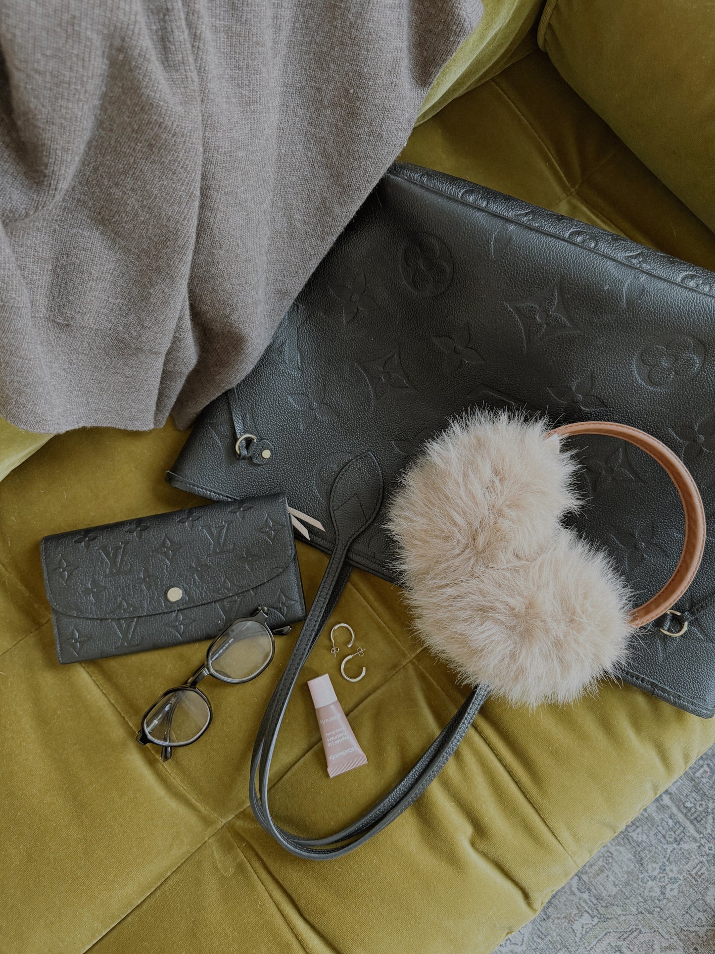 Louis Vuitton Neverfull Monogram Empreinte Leather MM