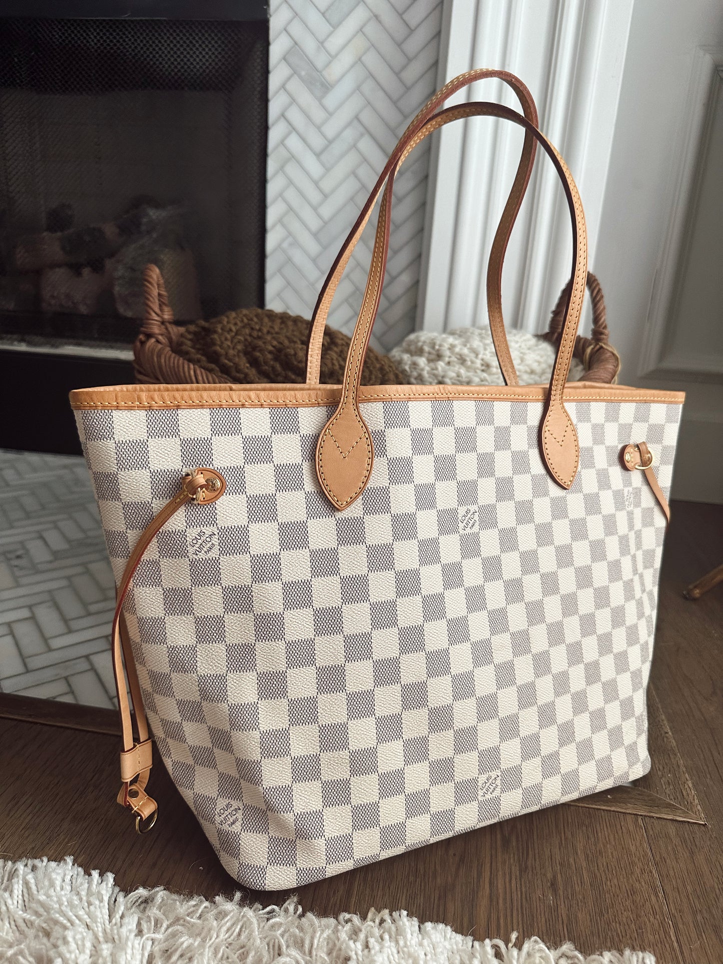 Louis Vuitton Neverfull MM Rose Ballerine