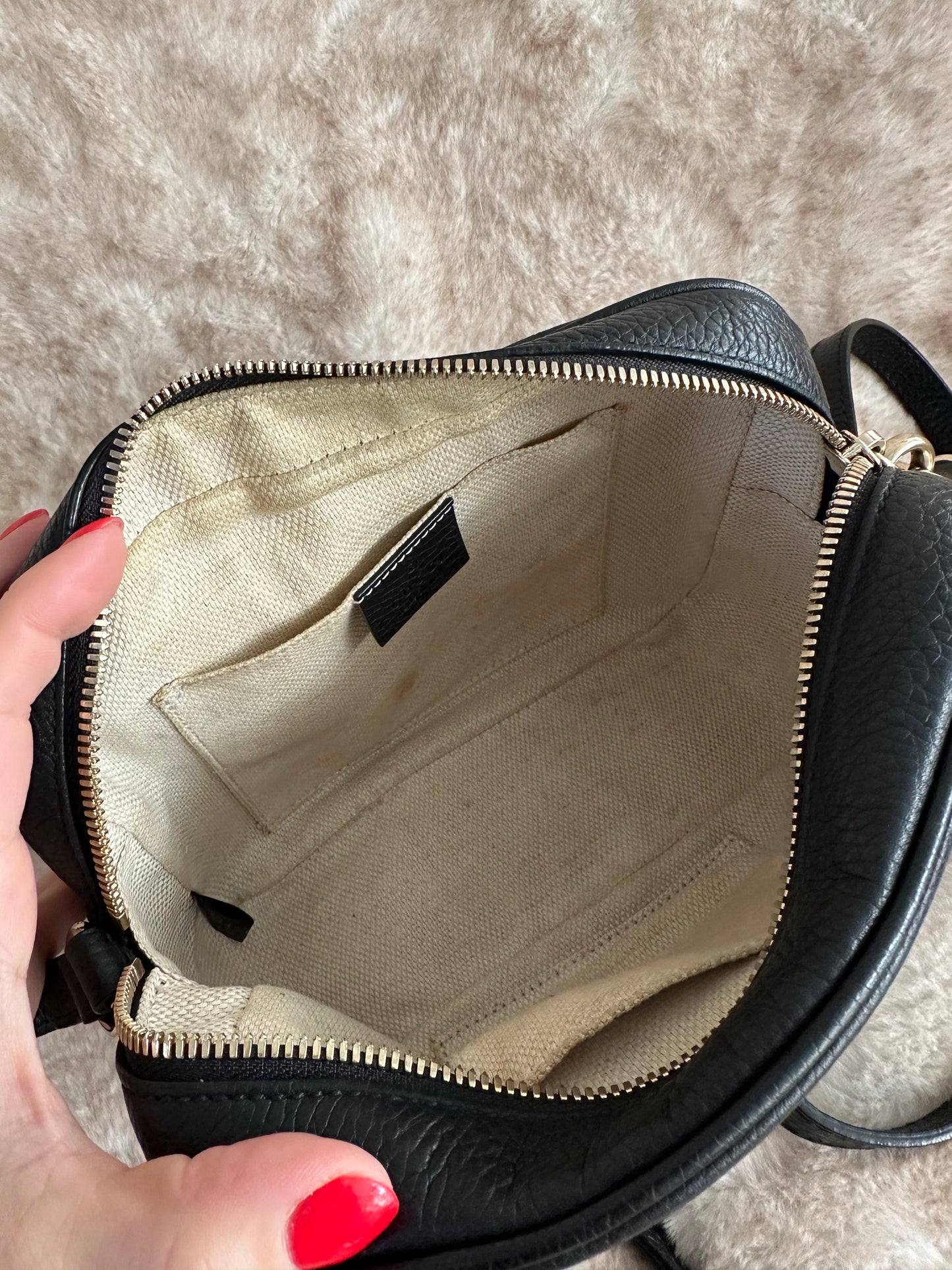 GUCCI Soho Camera Bag Black thedesignercouple