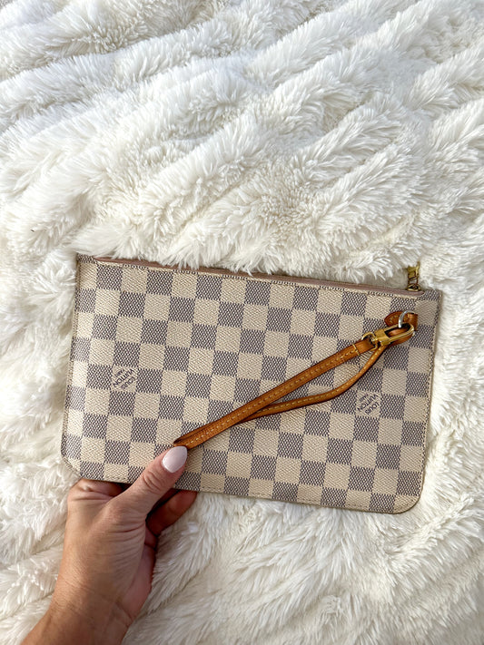 Neverfull Wristlet Azur Ballerine