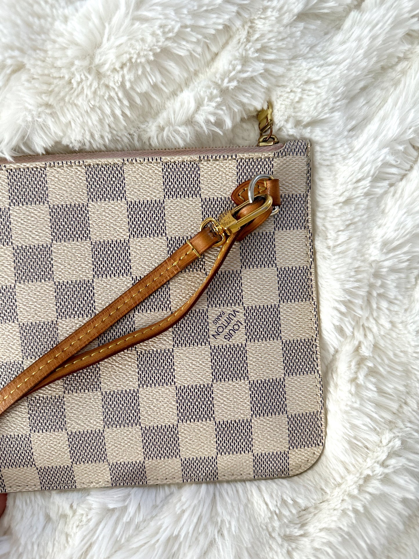 Neverfull Wristlet Azur Ballerine