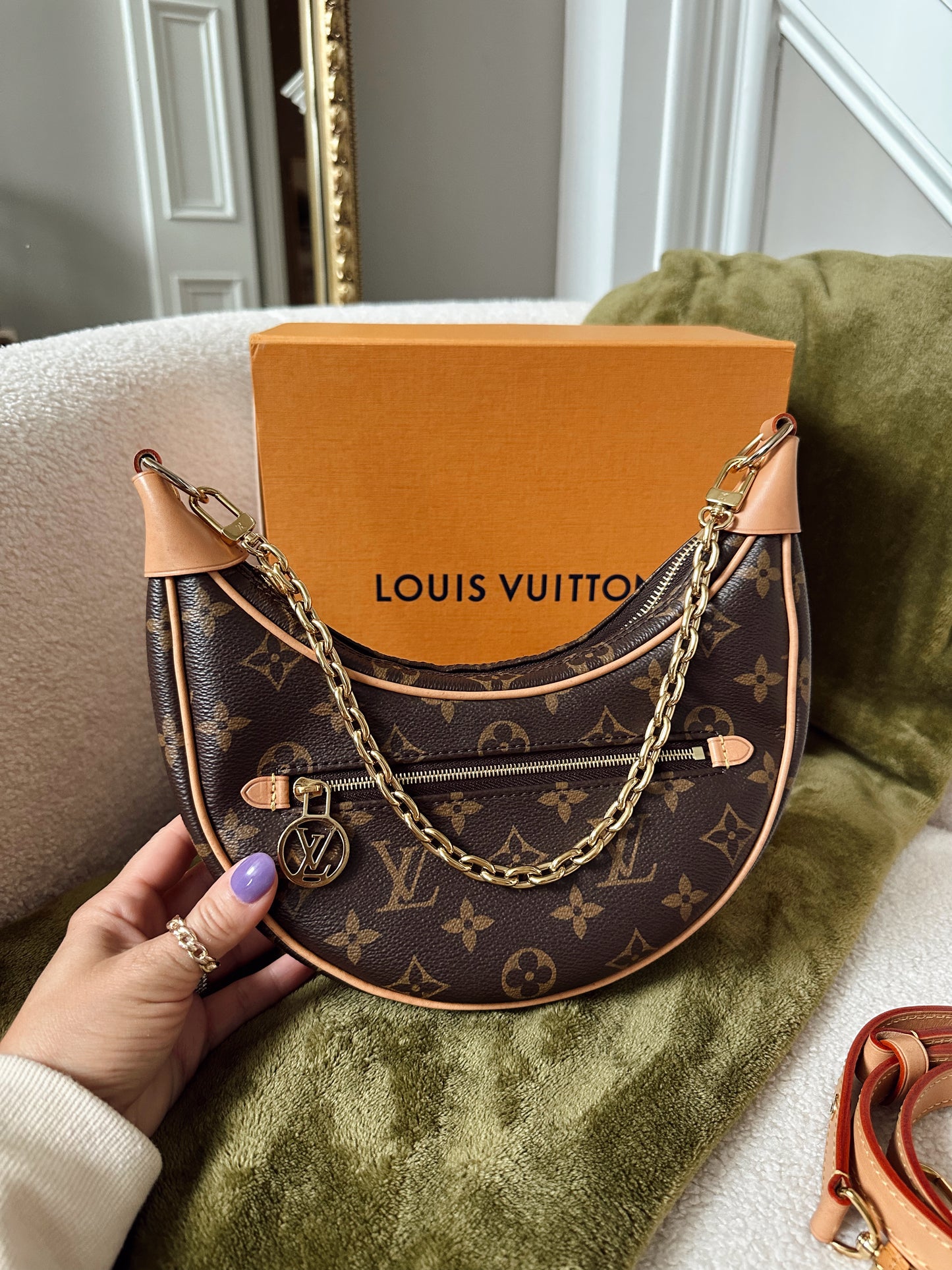 Louis Vuitton Loop Monogram