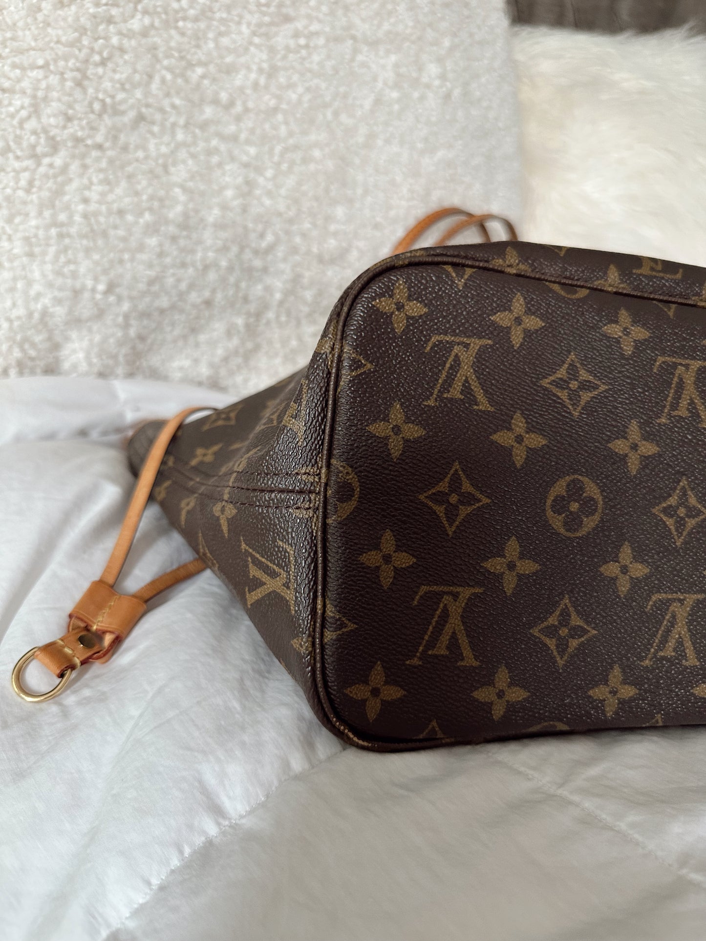 Louis Vuitton Neverfull MM Monogram