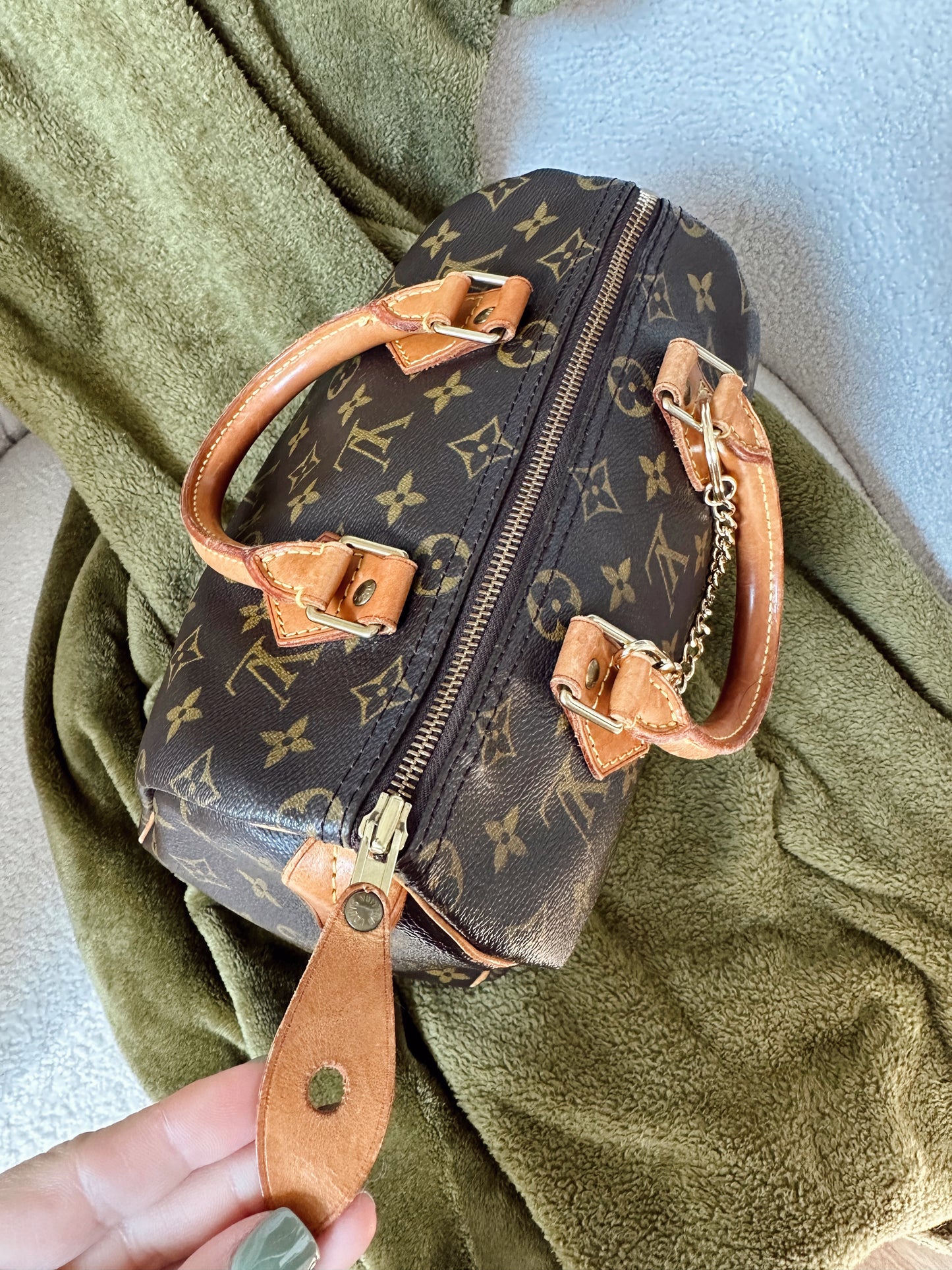 Louis Vuitton Speedy 25 Monogram