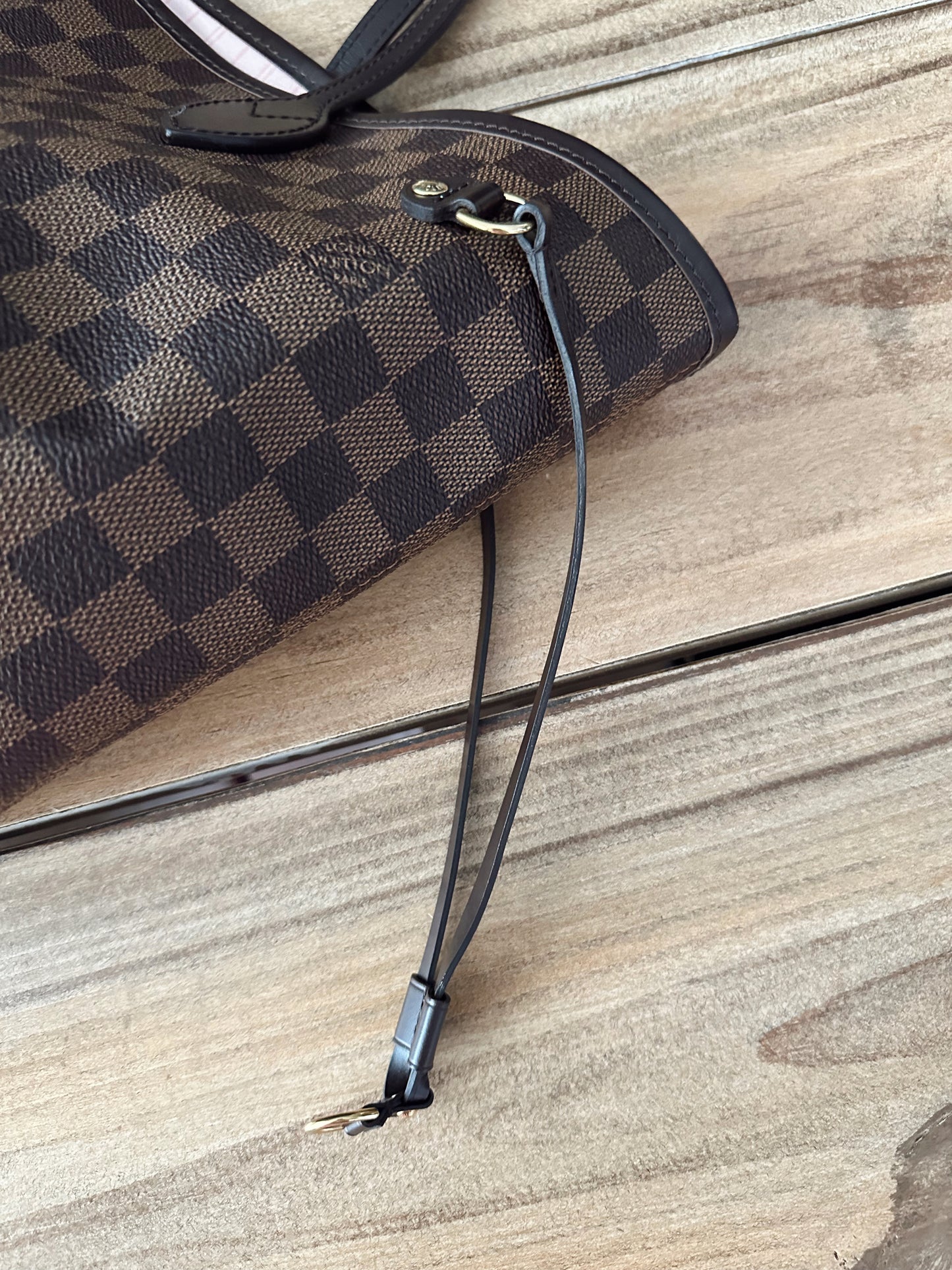 Louis Vuitton Neverfull Damier Ebene MM Rose Ballerine