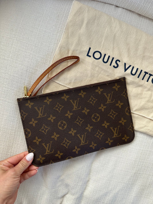 Louis Vuitton Neverfull Pouch Monogram