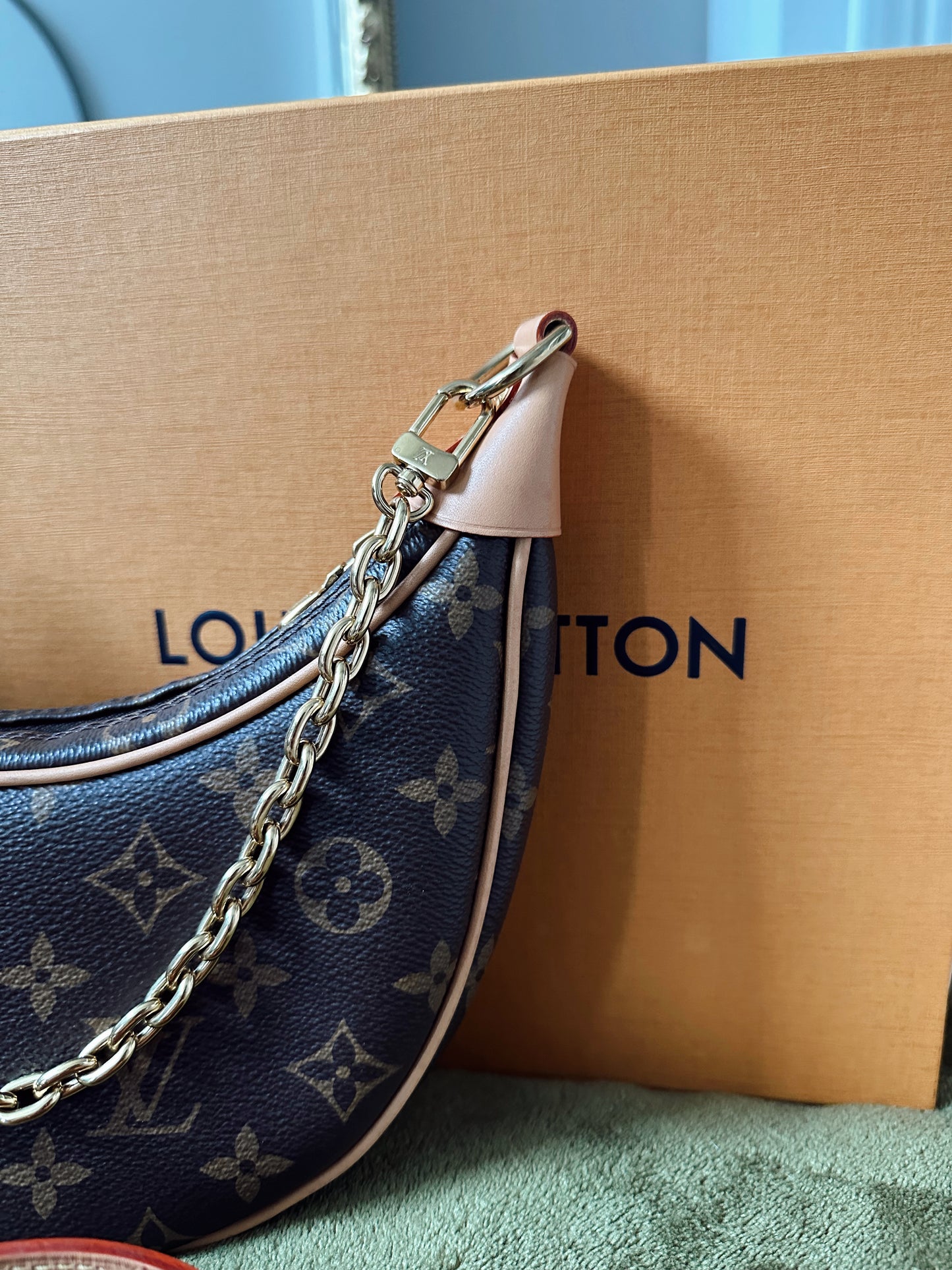 Louis Vuitton Loop Monogram