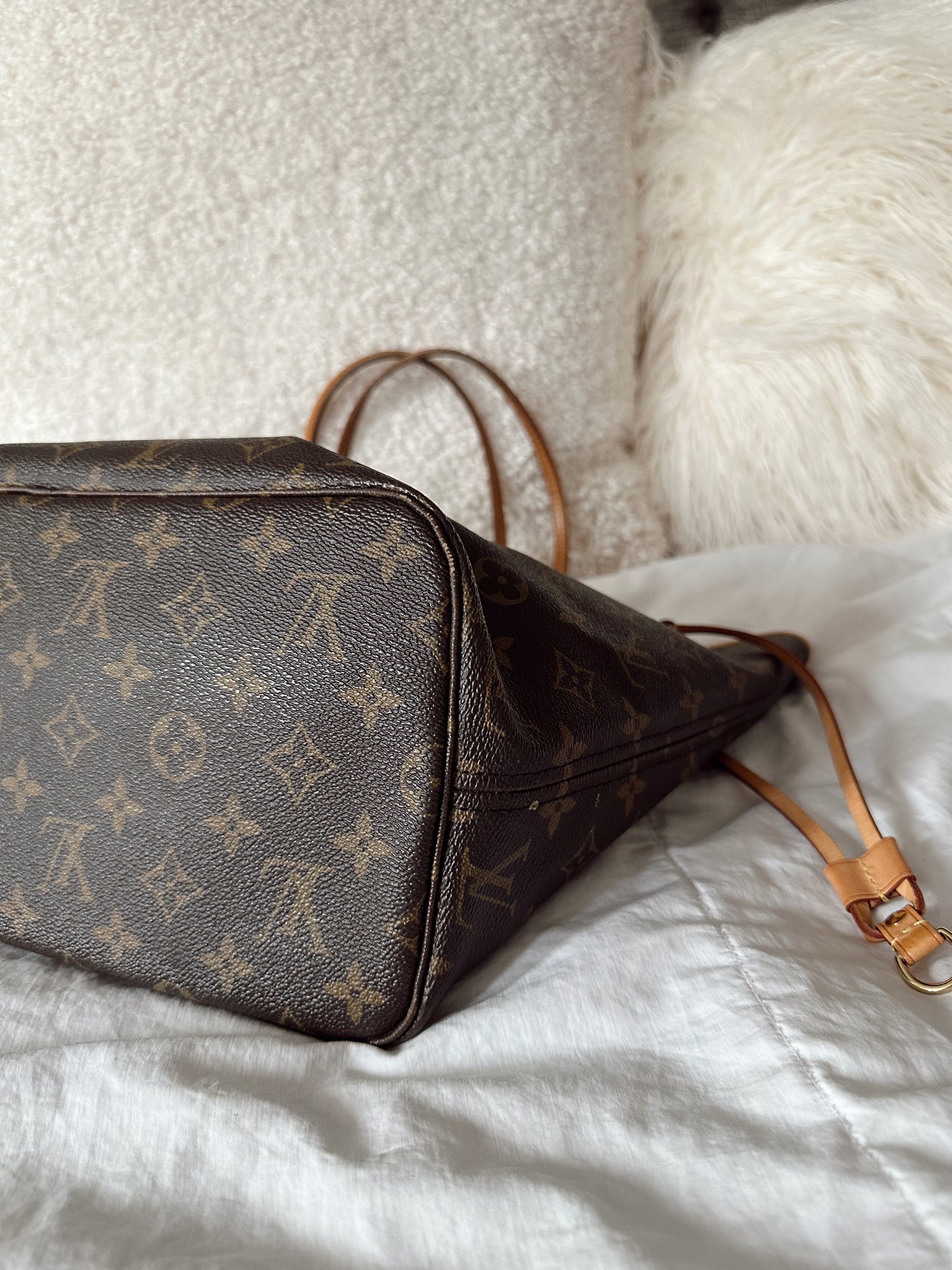 Louis Vuitton Neverfull MM Monogram