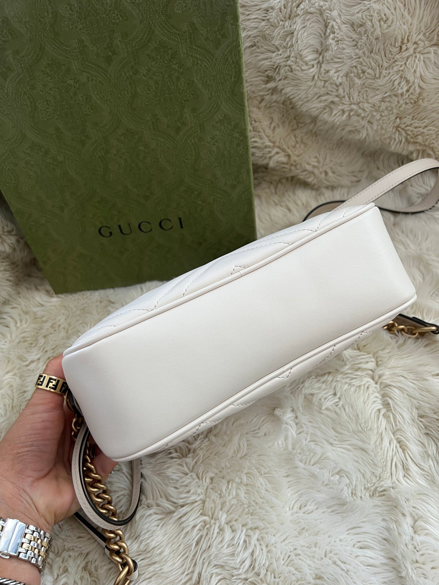 GG Marmont Shoulder Bag Matelasse Neutral