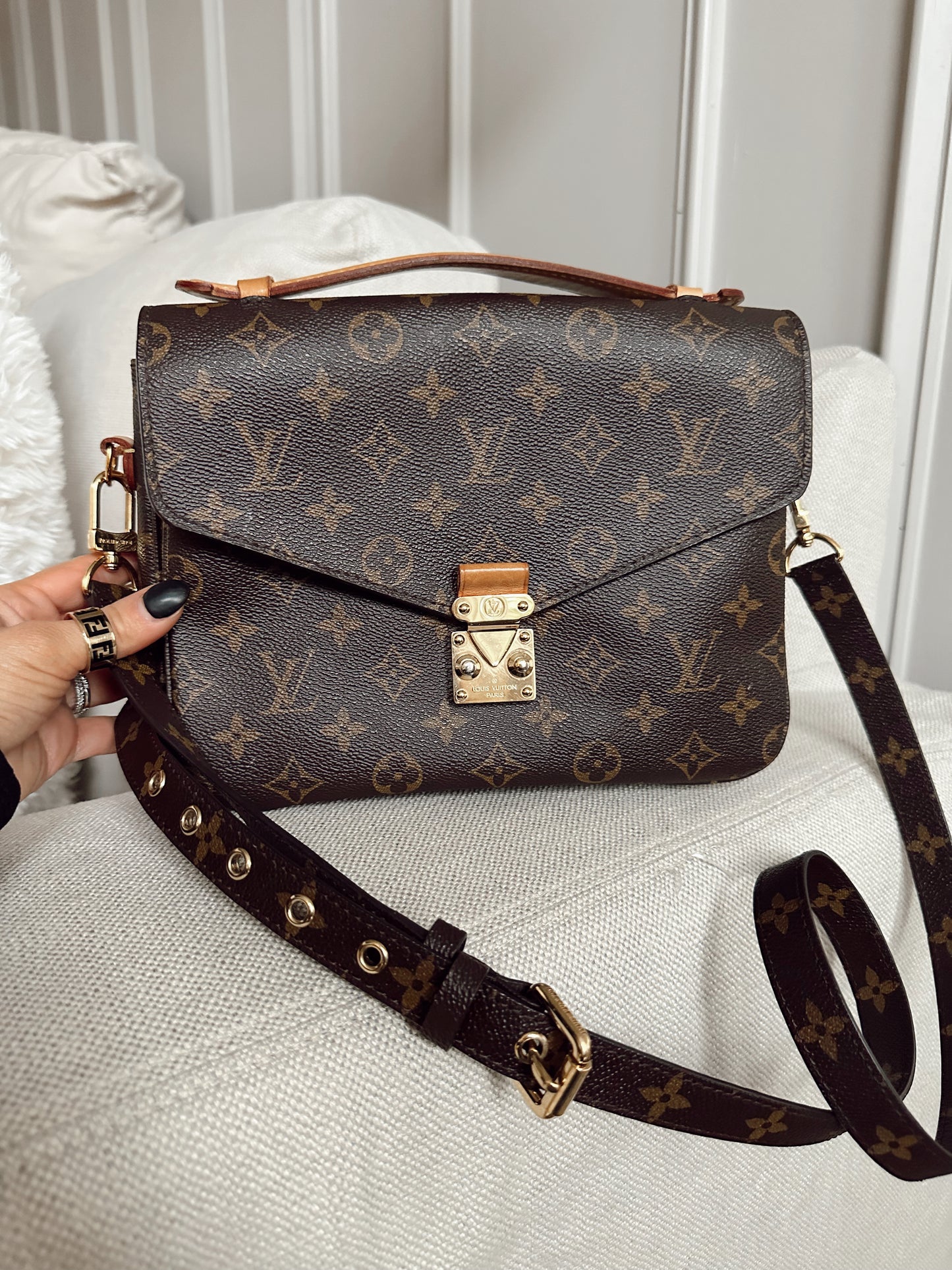 Louis Vuitton pochette Metis