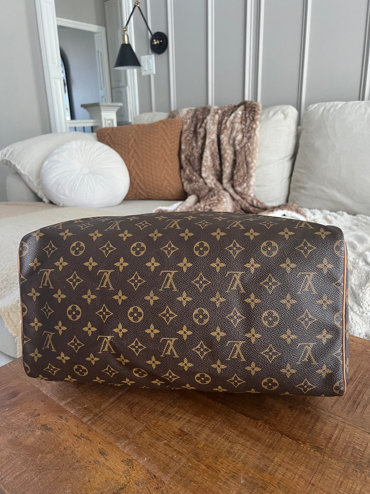 Louis Vuitton Monogram Speedy 40