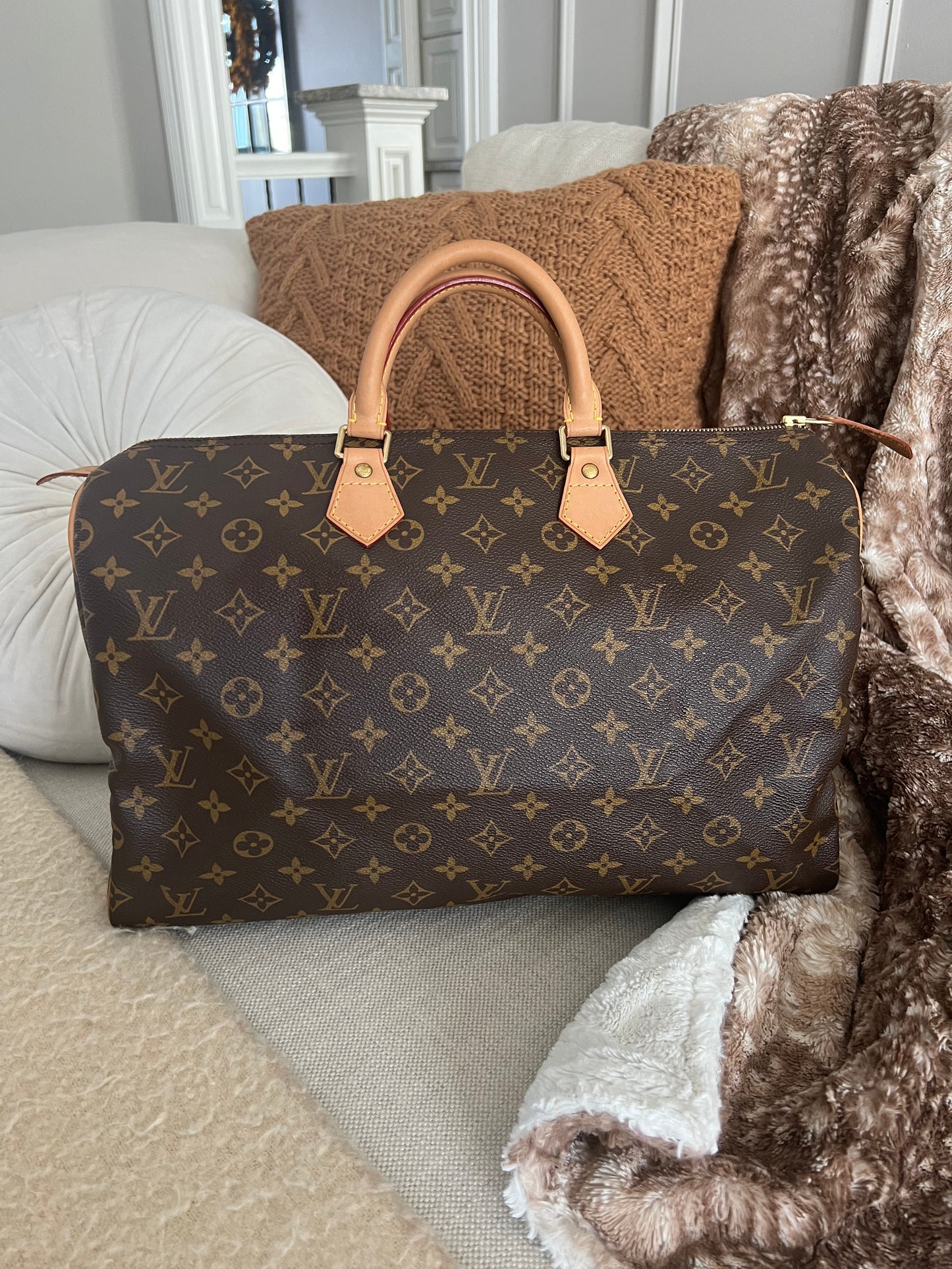 Louis Vuitton Monogram Speedy 40