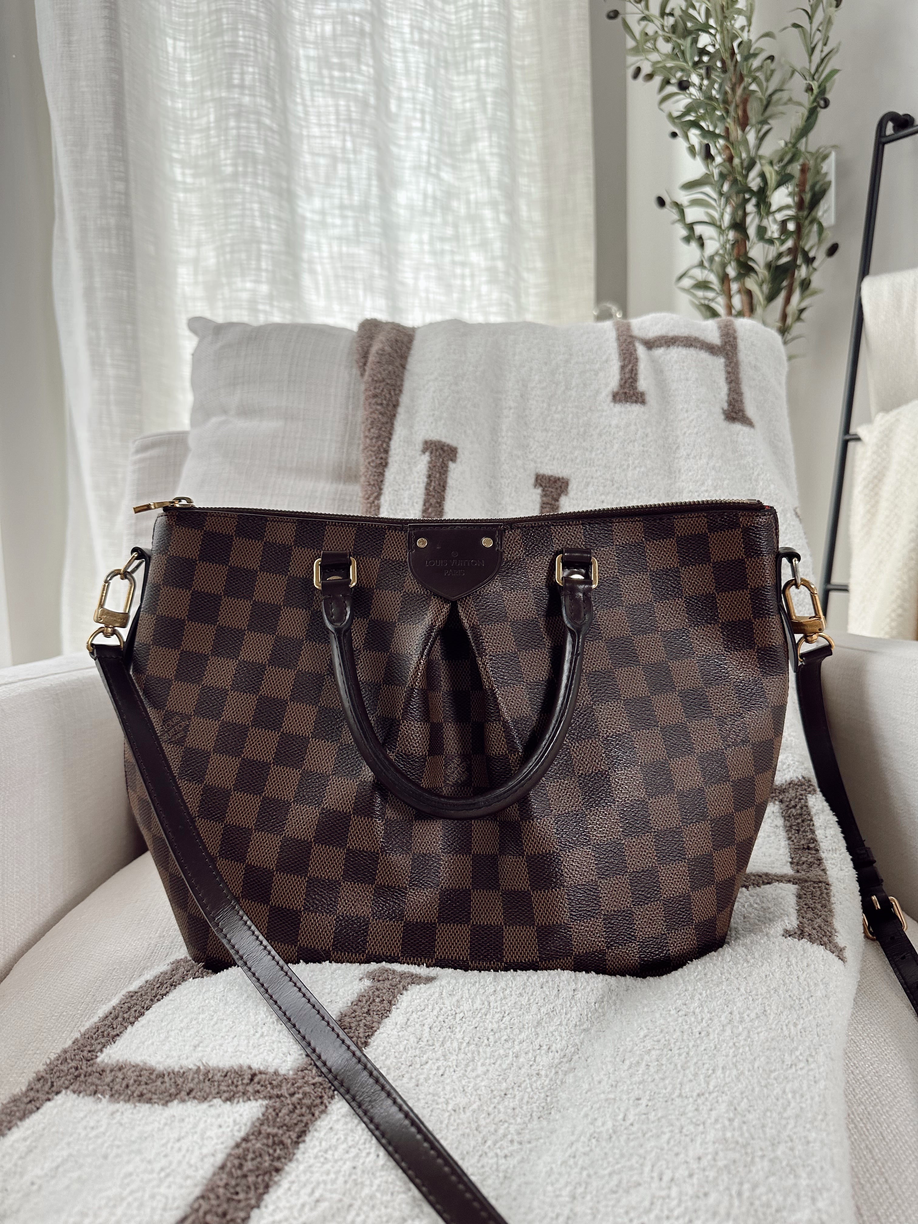 Louis Vuitton Damier Siena MM thedesignercouple