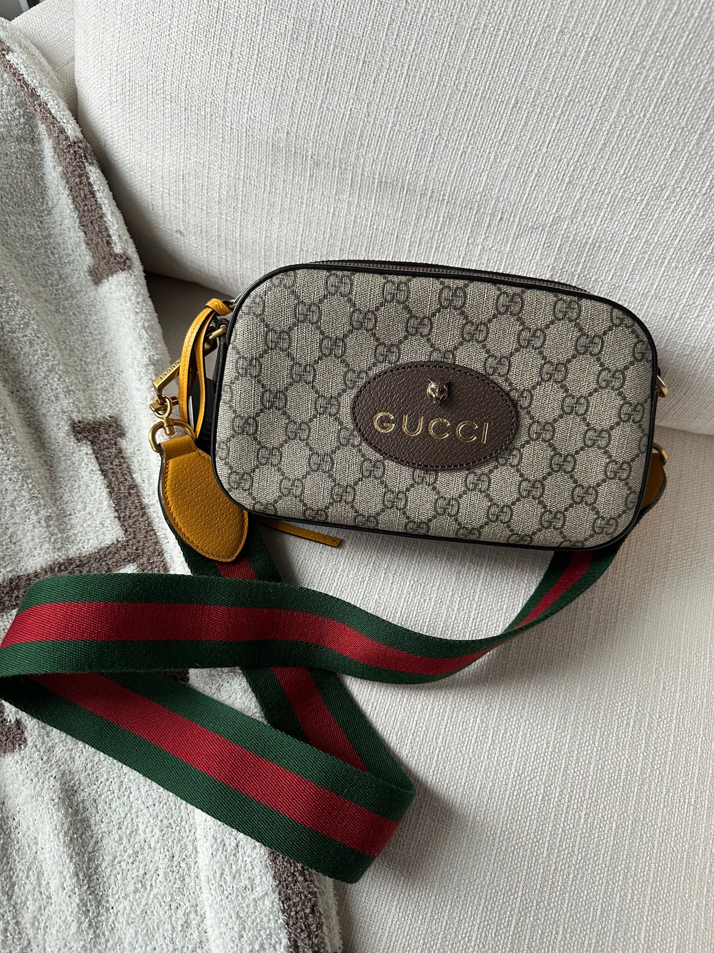 Gucci Neo Supreme Messenger Bag