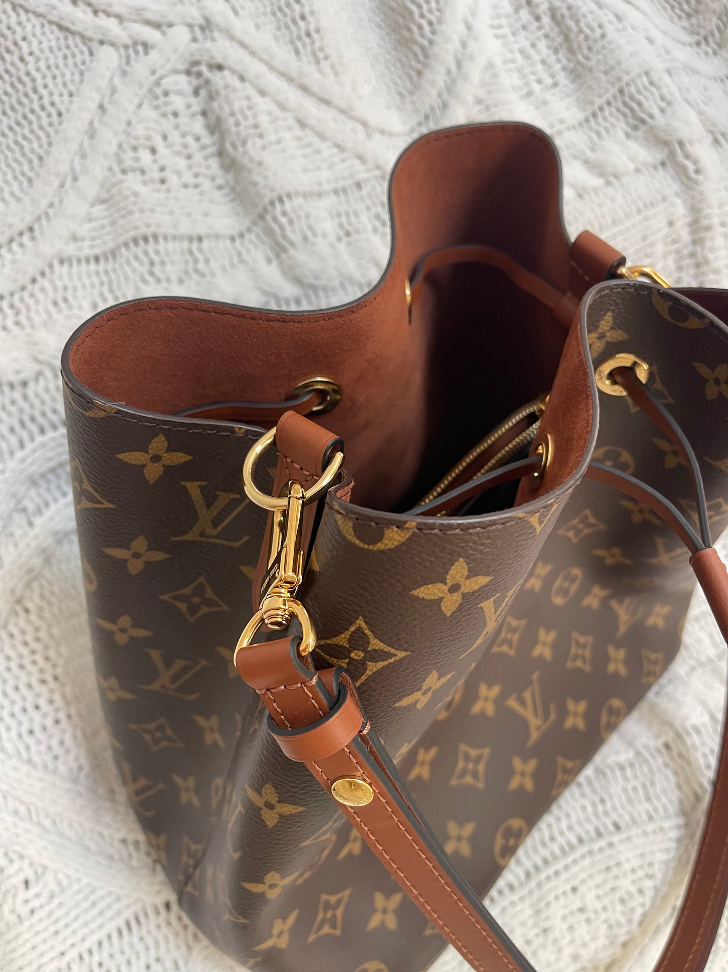 Louis Vuitton NeoNoe Caramel