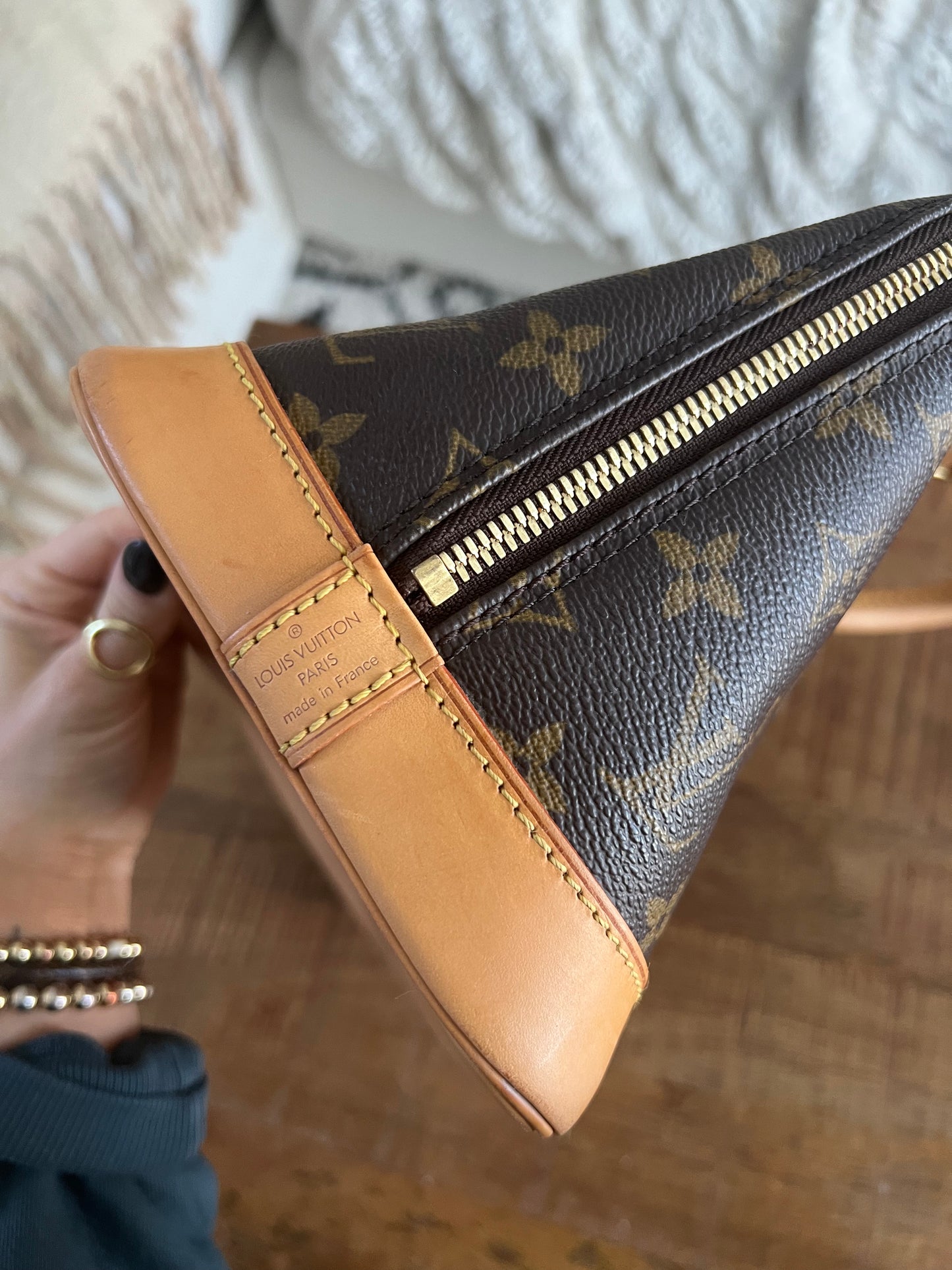 Louis Vuitton Alma Monogram pm