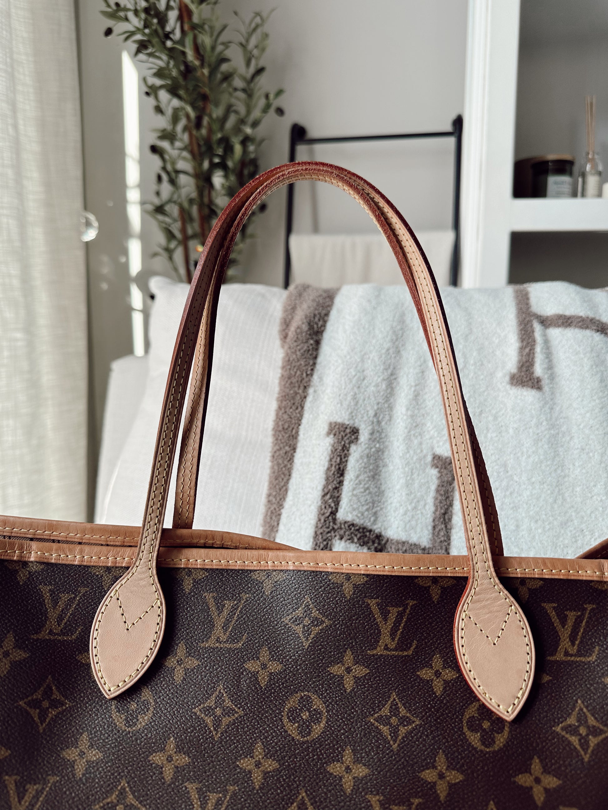 Box Louis Vuitton Damier Azur Neverfull MM Bag with POUCH $2030+TAX