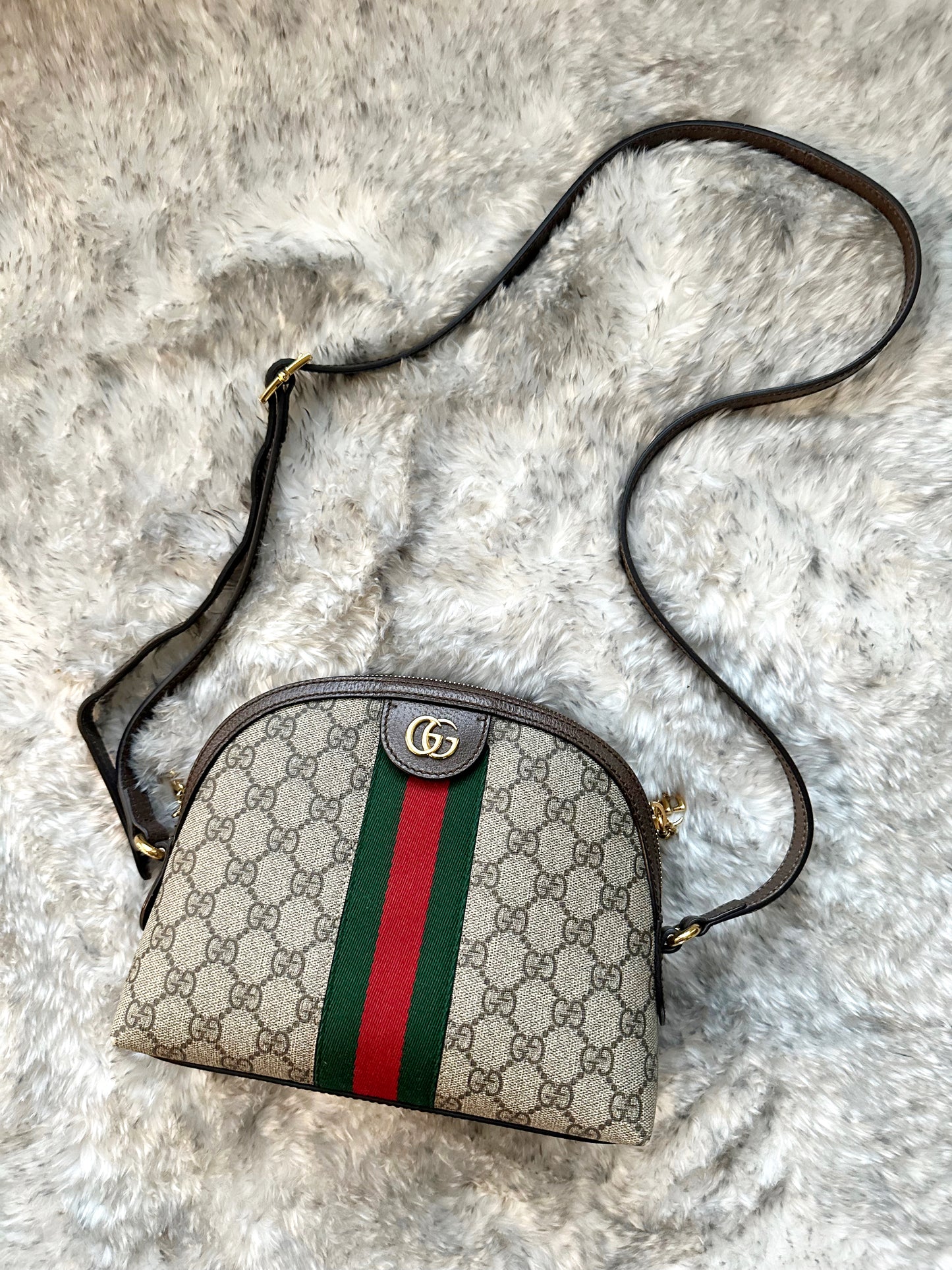 Gucci Supreme Ophidia Shoulder Bag Small