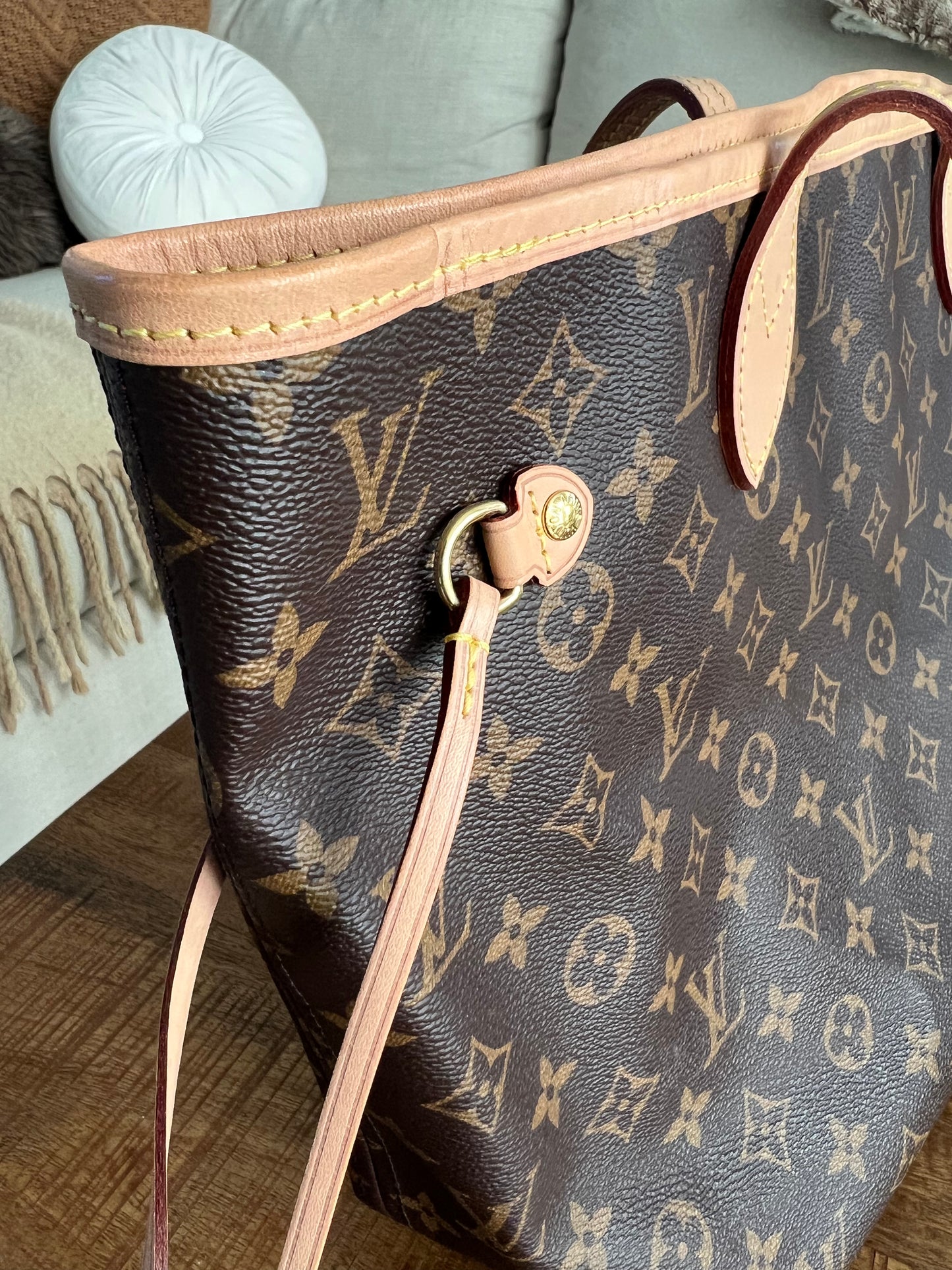 Louis Vuitton Neverfull MM Monogram