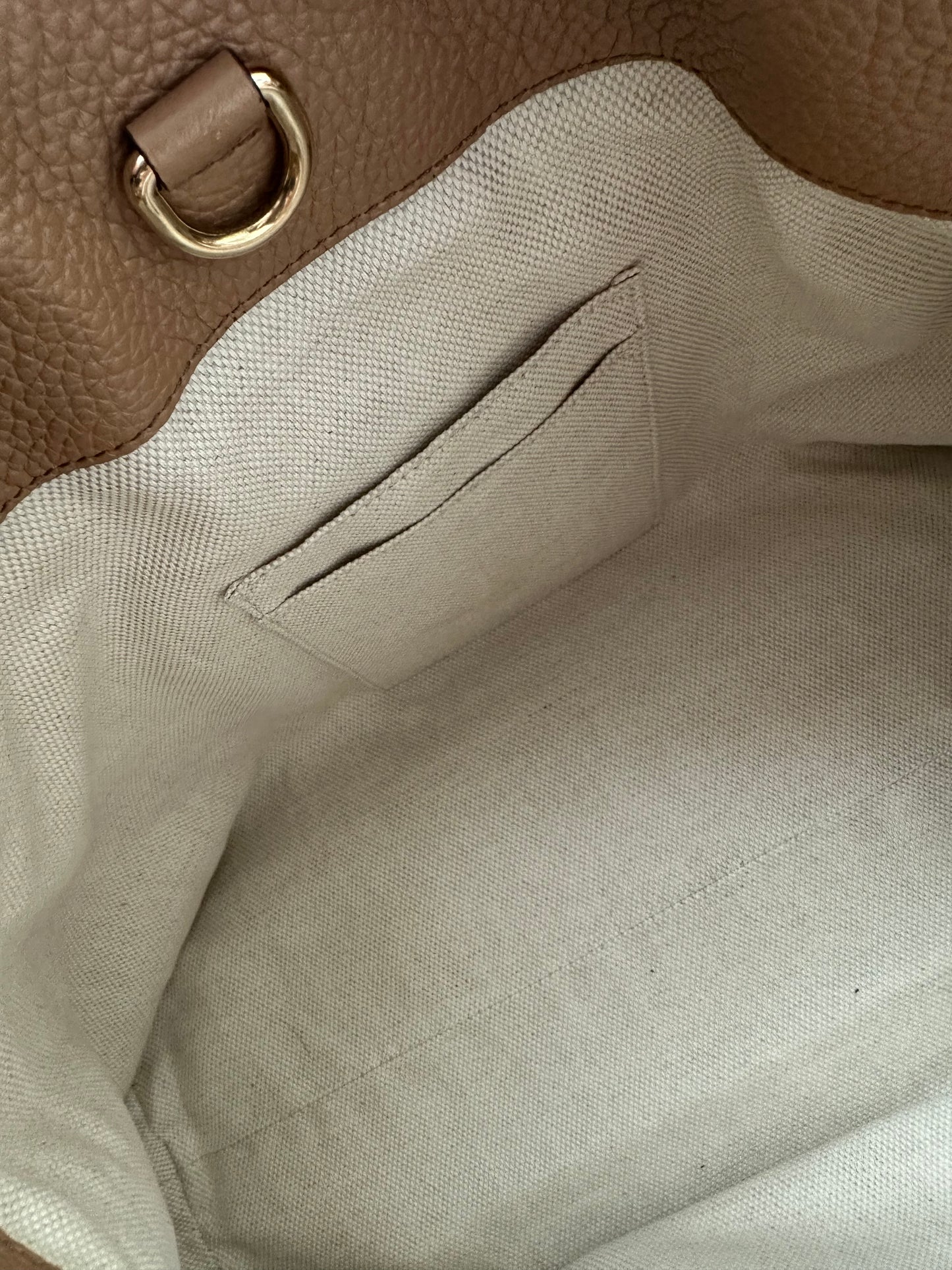 Gucci Soho Chain Strap Tote