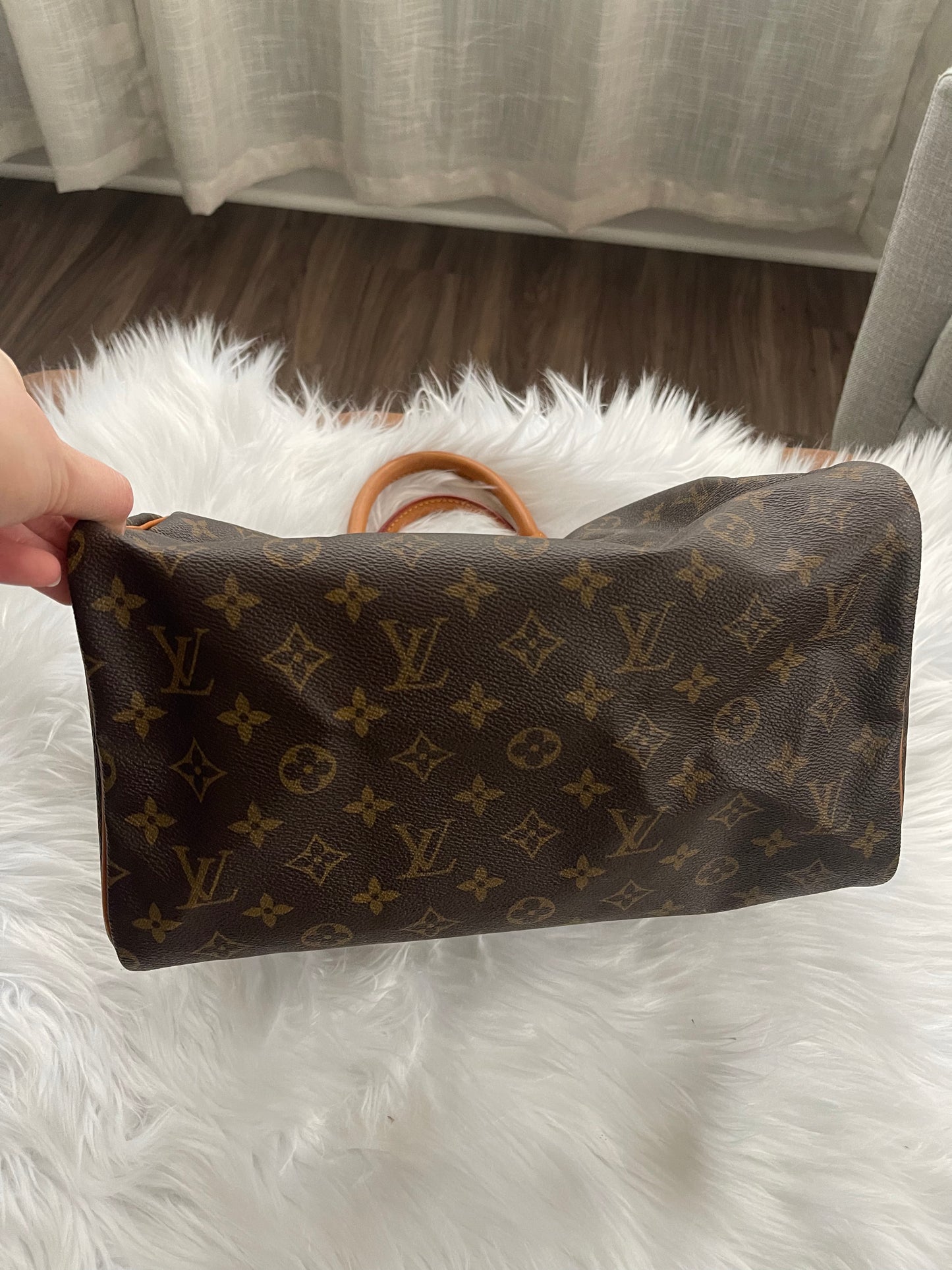 Louis Vuitton Speedy 30