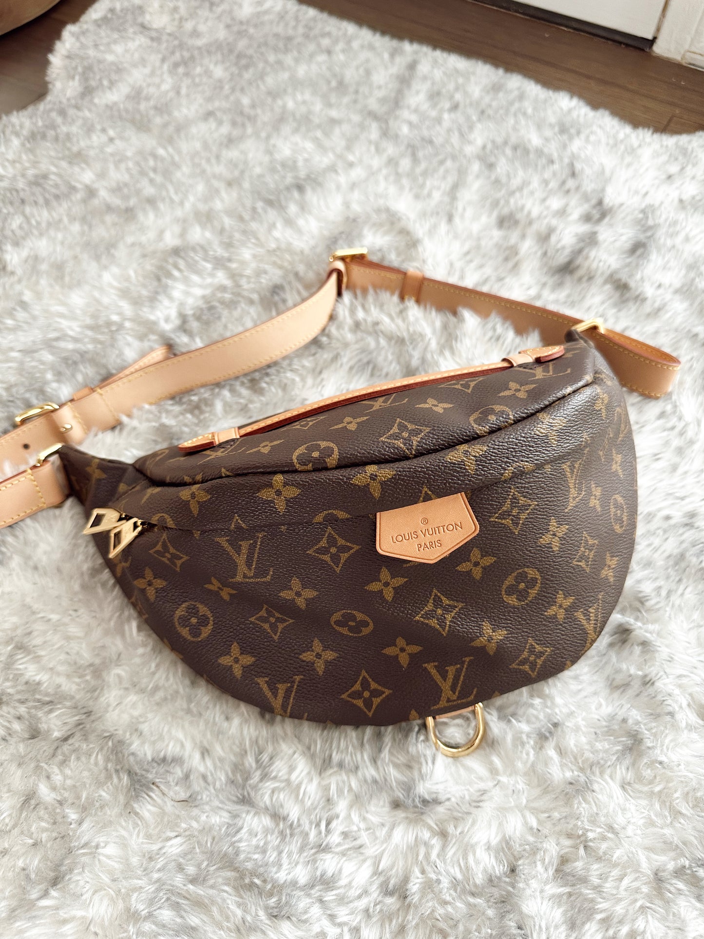 Louis Vuitton Bumbag 2