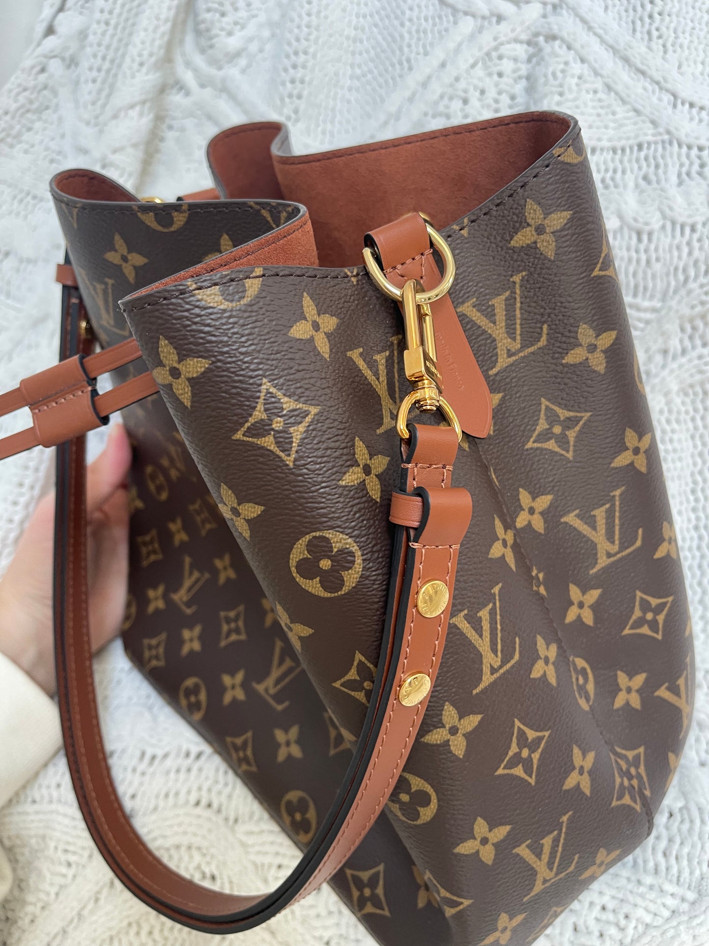 Louis Vuitton NeoNoe Caramel