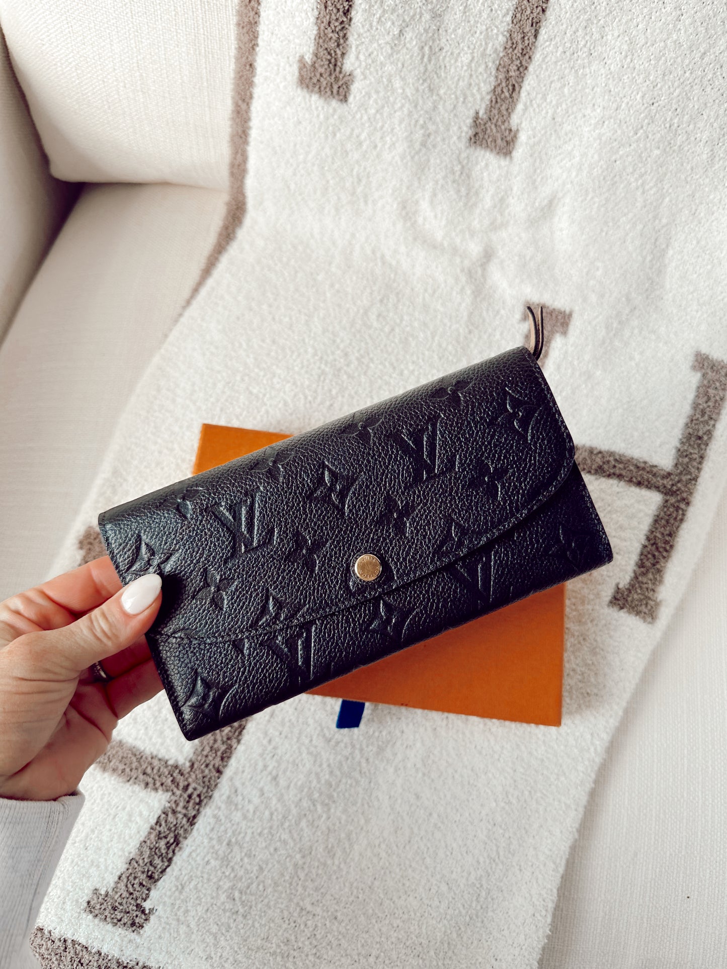 Louis Vuitton Emilie Wallet Noir