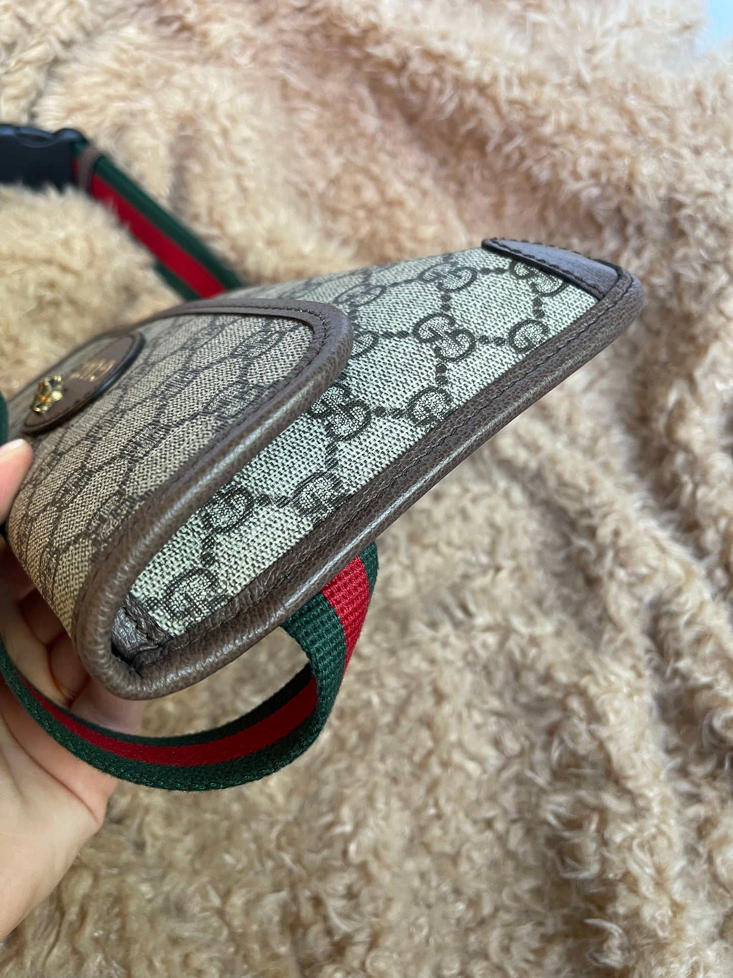 Gucci GG Supreme Neo Belt Bag