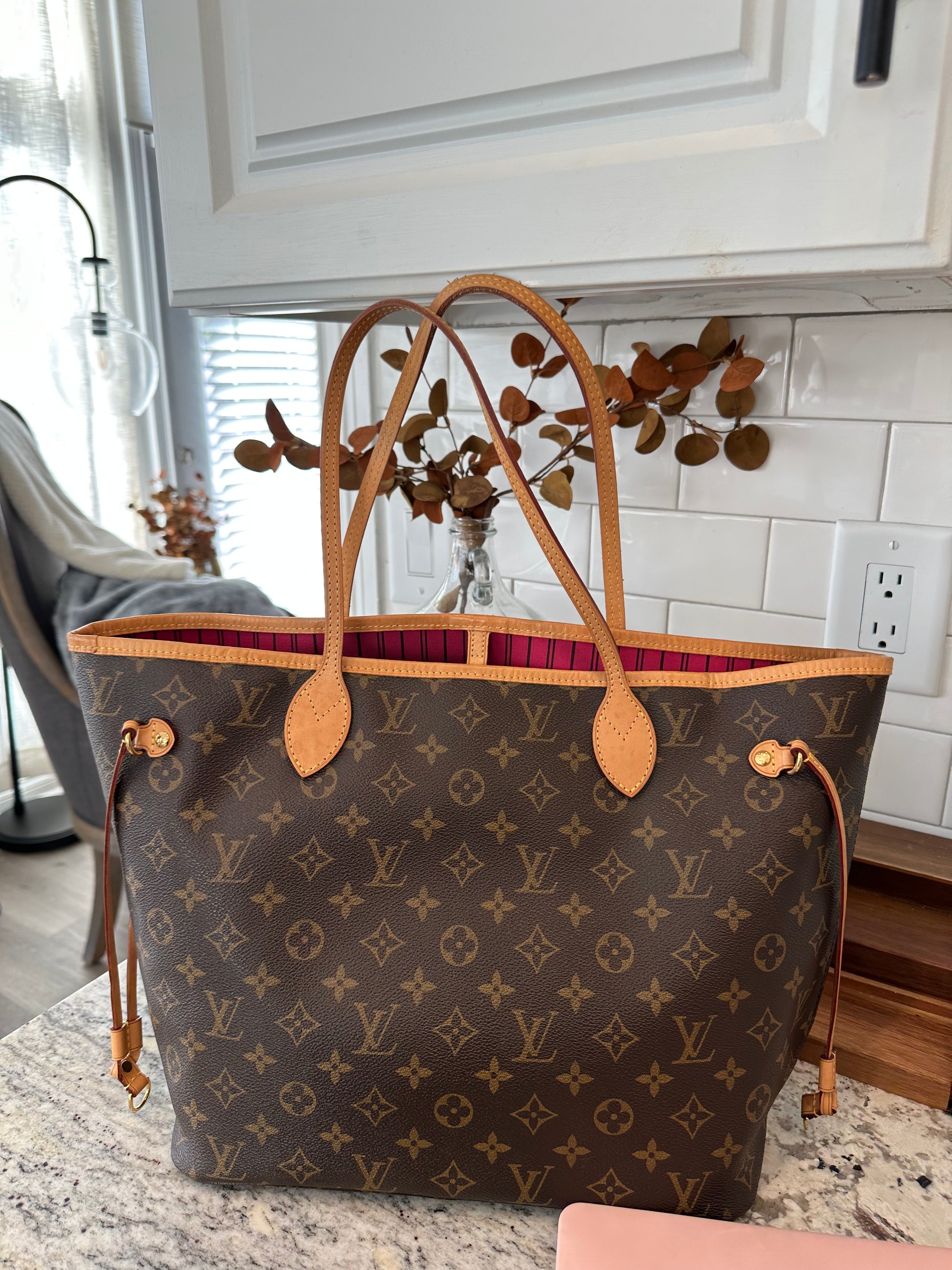 Louis Vuitton Neverfull Monogram MM Peony Pink – thedesignercouple