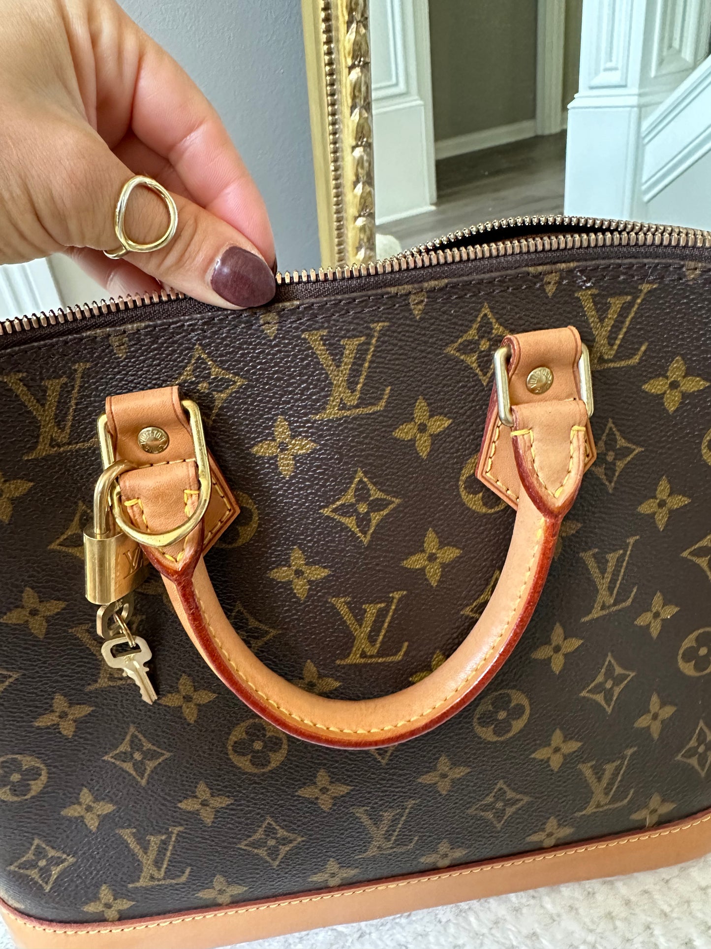 Louis Vuitton Alma PM