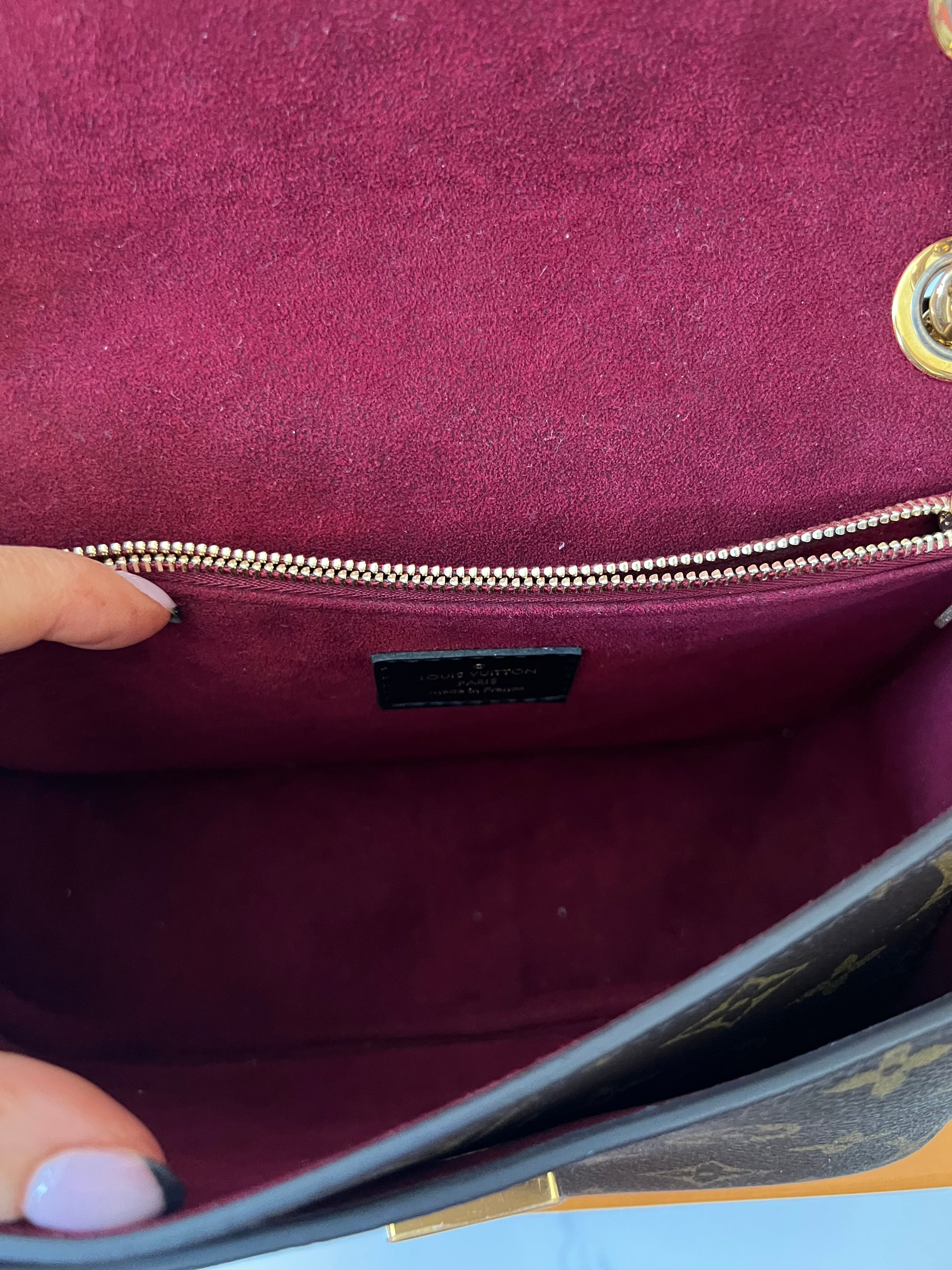 Louis Vuitton Passy Handbag 356470