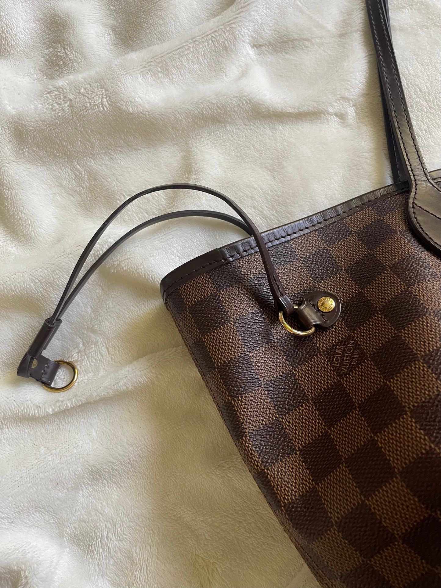 Louis Vuitton Damier Neverfull MM W/ Pouch