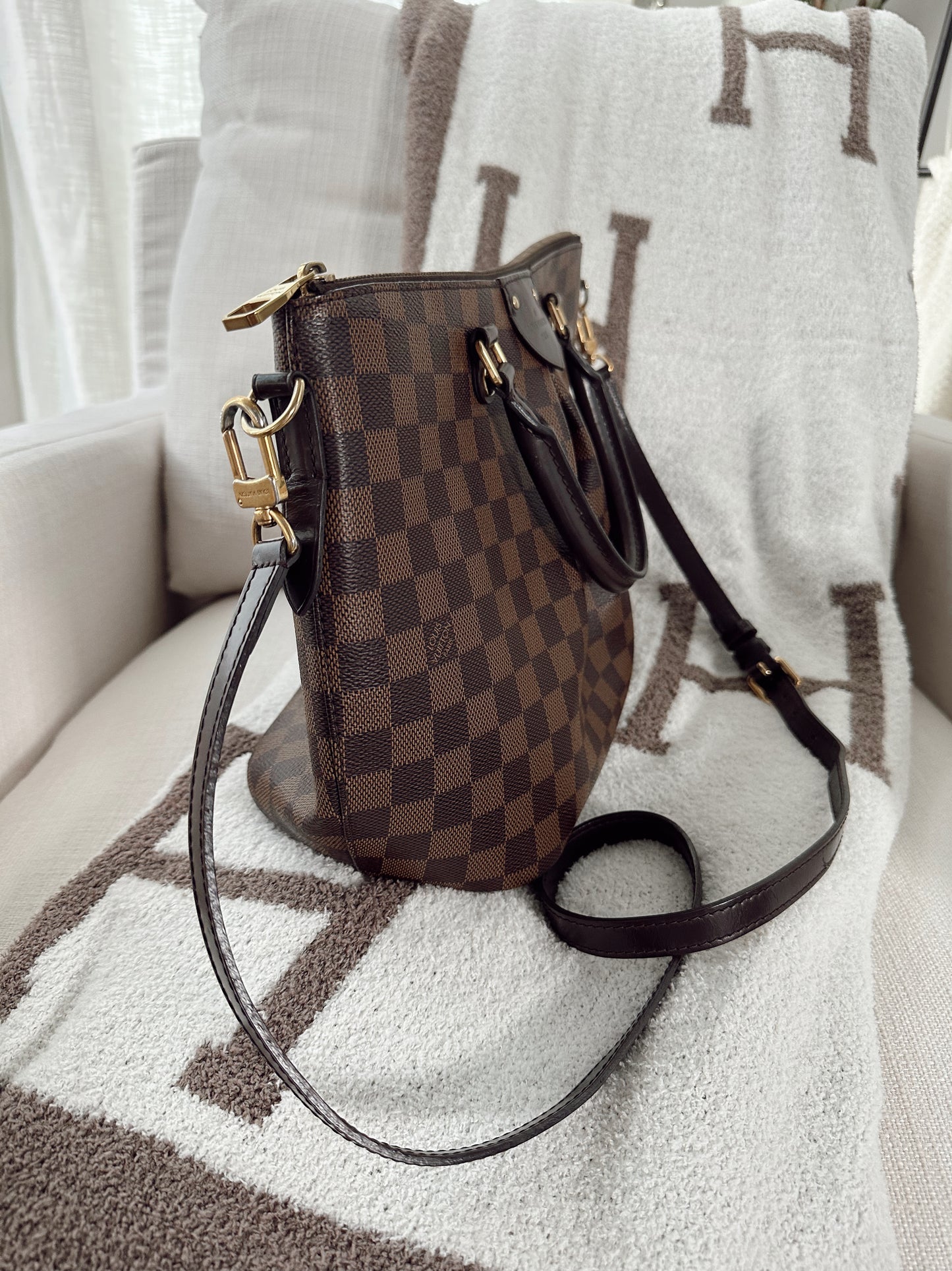 Louis Vuitton Damier Siena MM