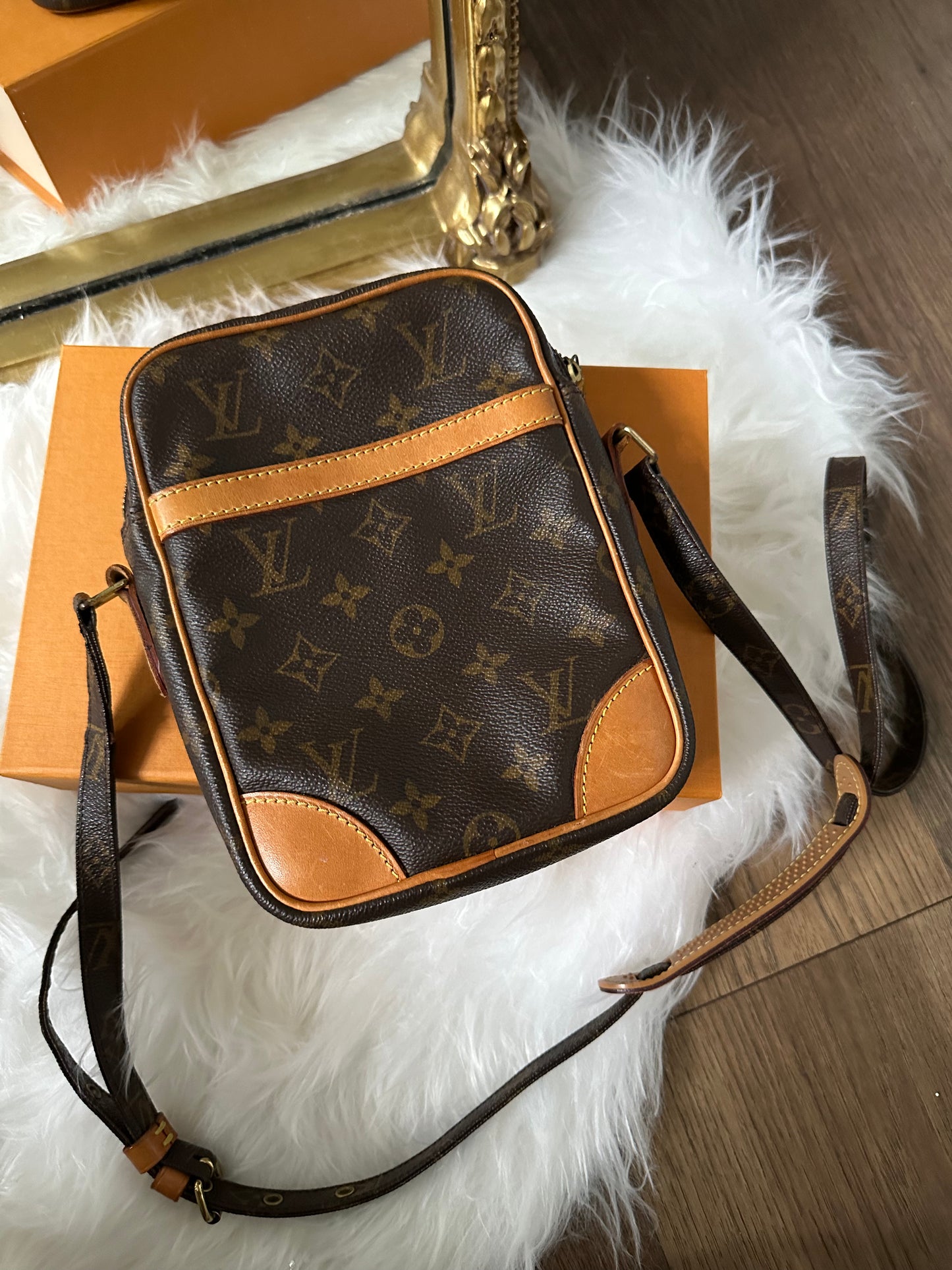 Louis Vuitton Danube Monogram