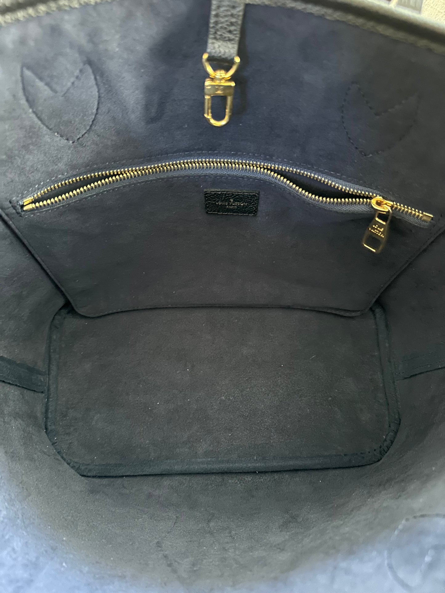 Louis Vuitton Neverfull MM Empreinte Black