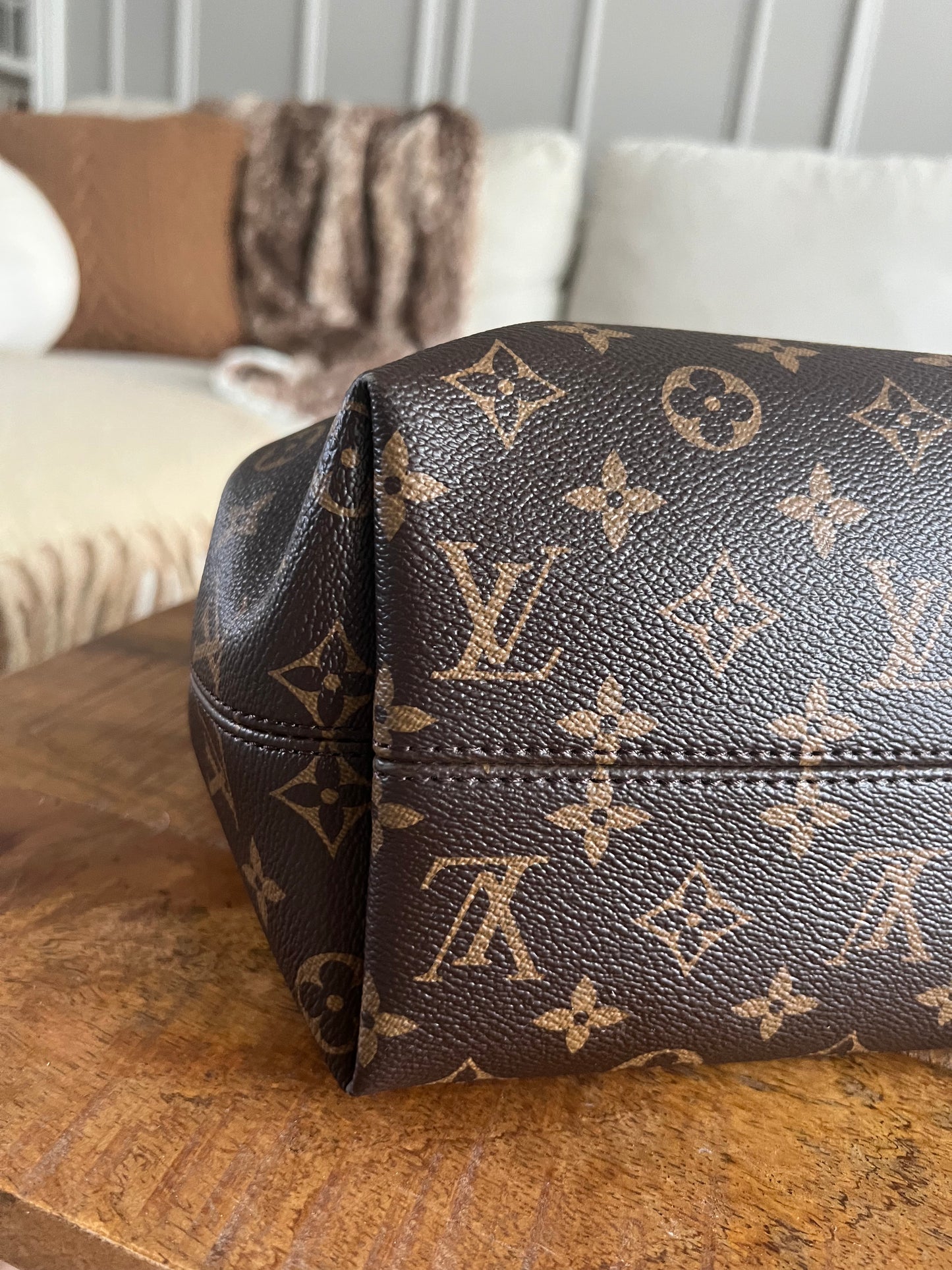 Louis Vuitton Graceful MM