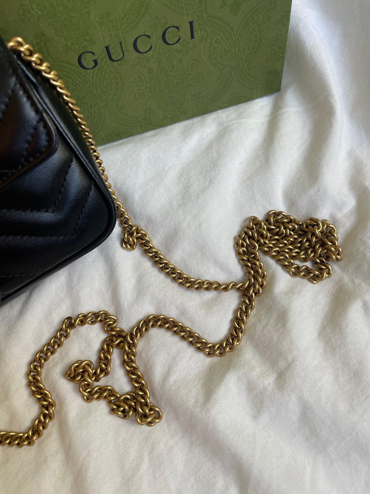 Gucci Super Mini GG Marmont