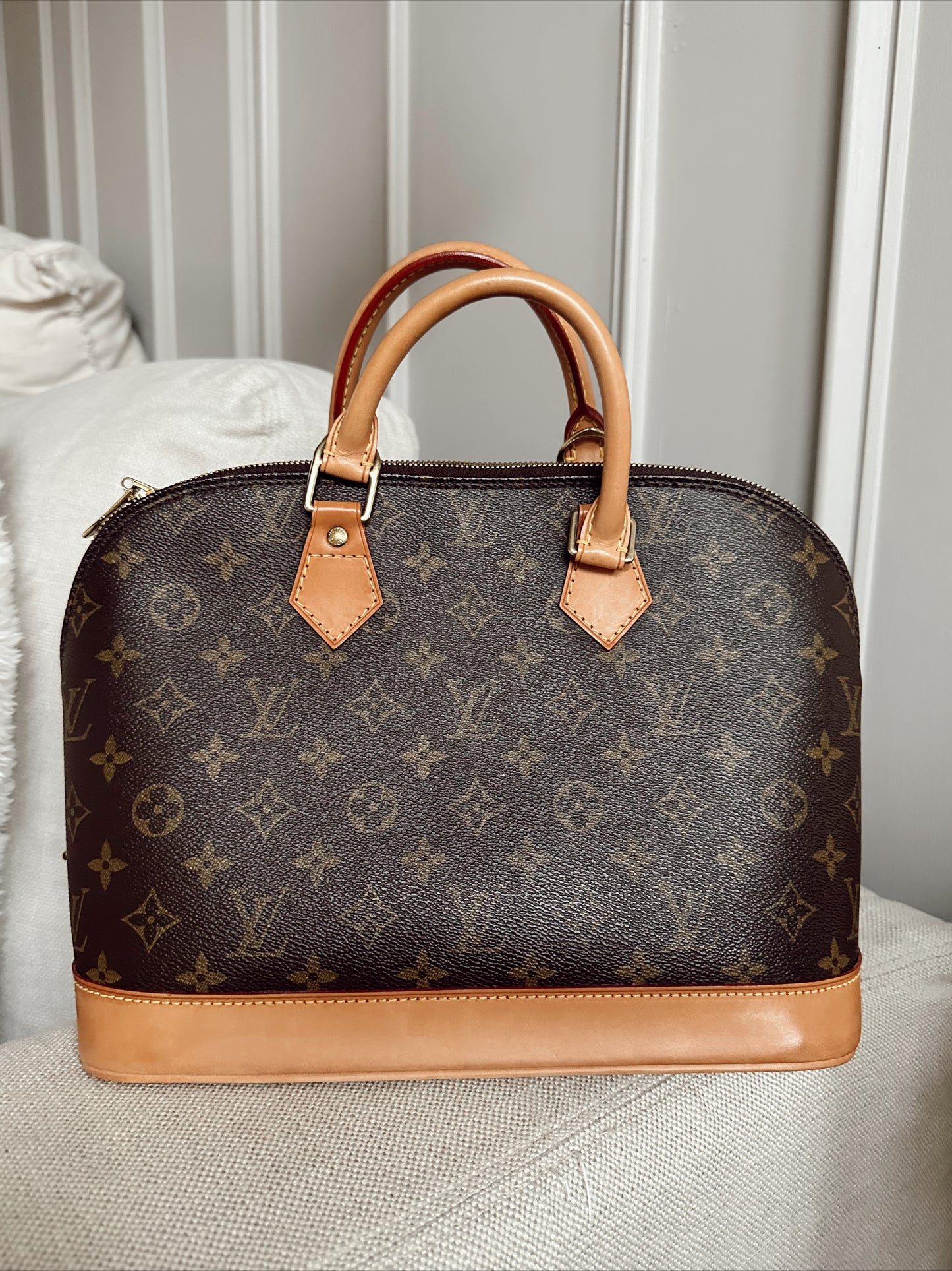 Louis Vuitton Alma PM