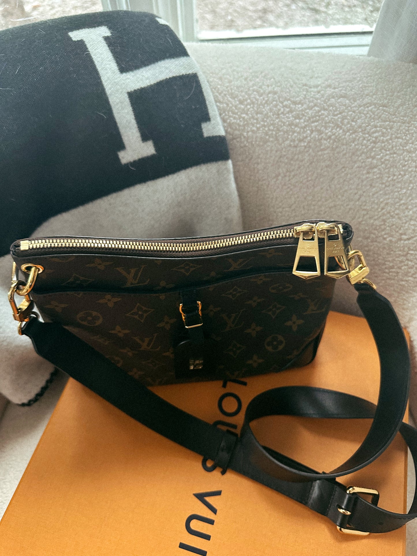 Louis Vuitton Odeon NM PM Noir