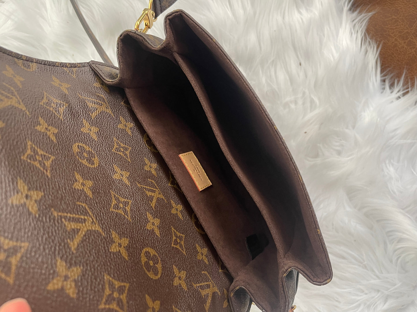 Louis Vuitton Pochette Metis