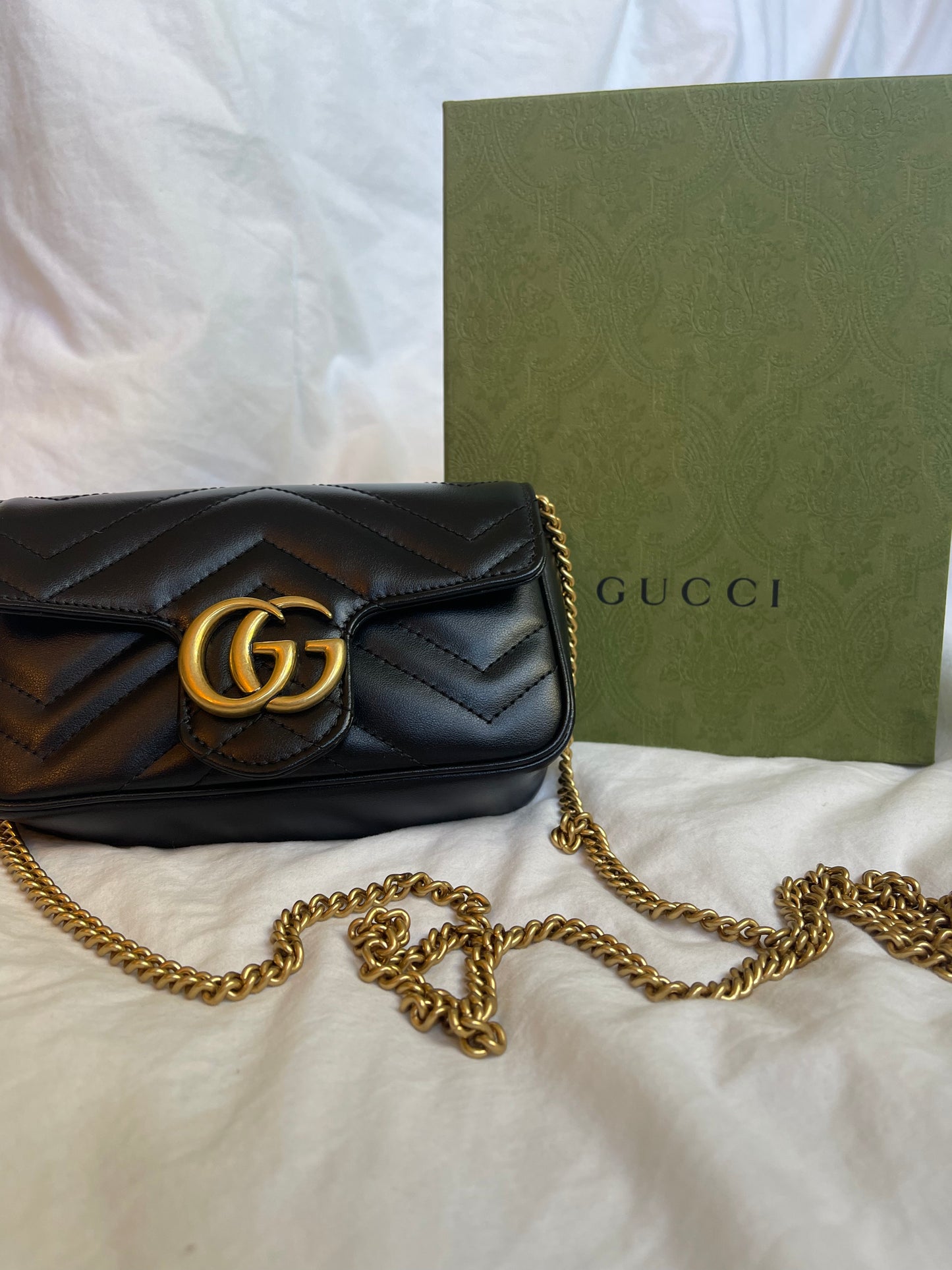 Gucci Super Mini GG Marmont