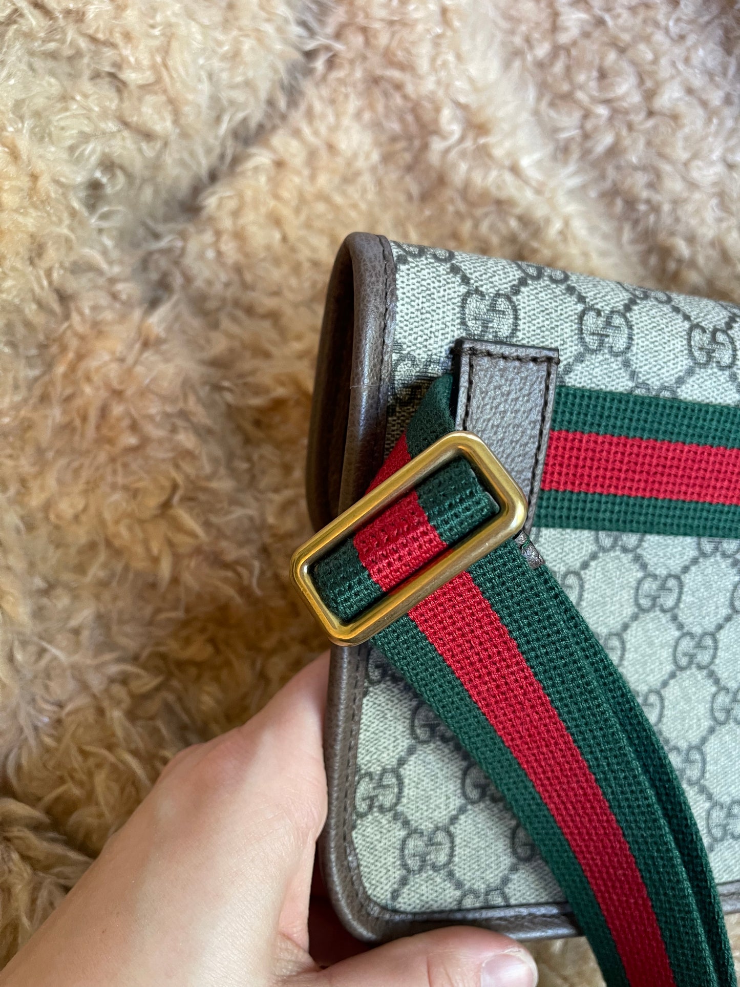 Gucci GG Supreme Neo Belt Bag