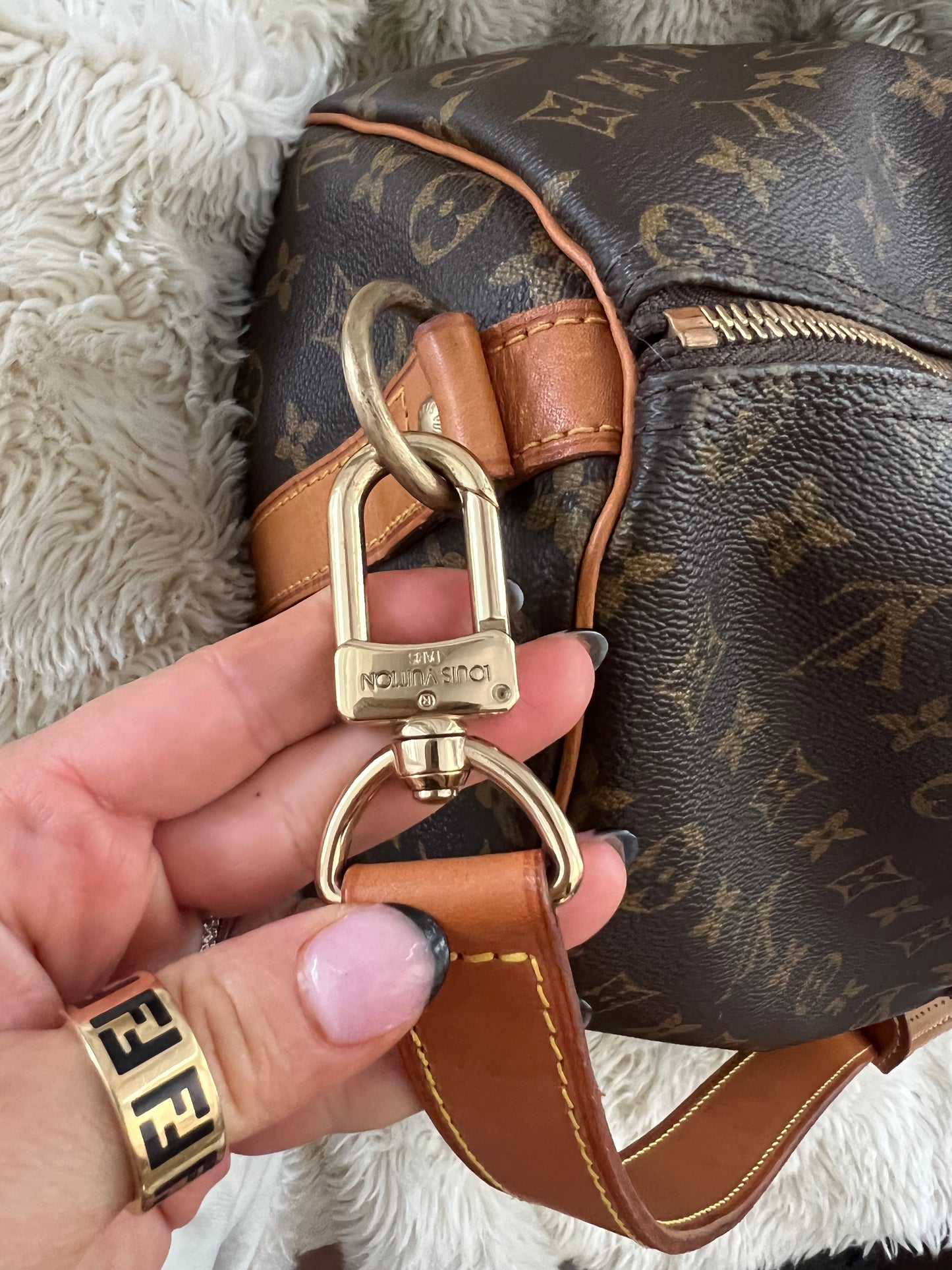 Louis Vuitton Keepall 50 Bandouliere