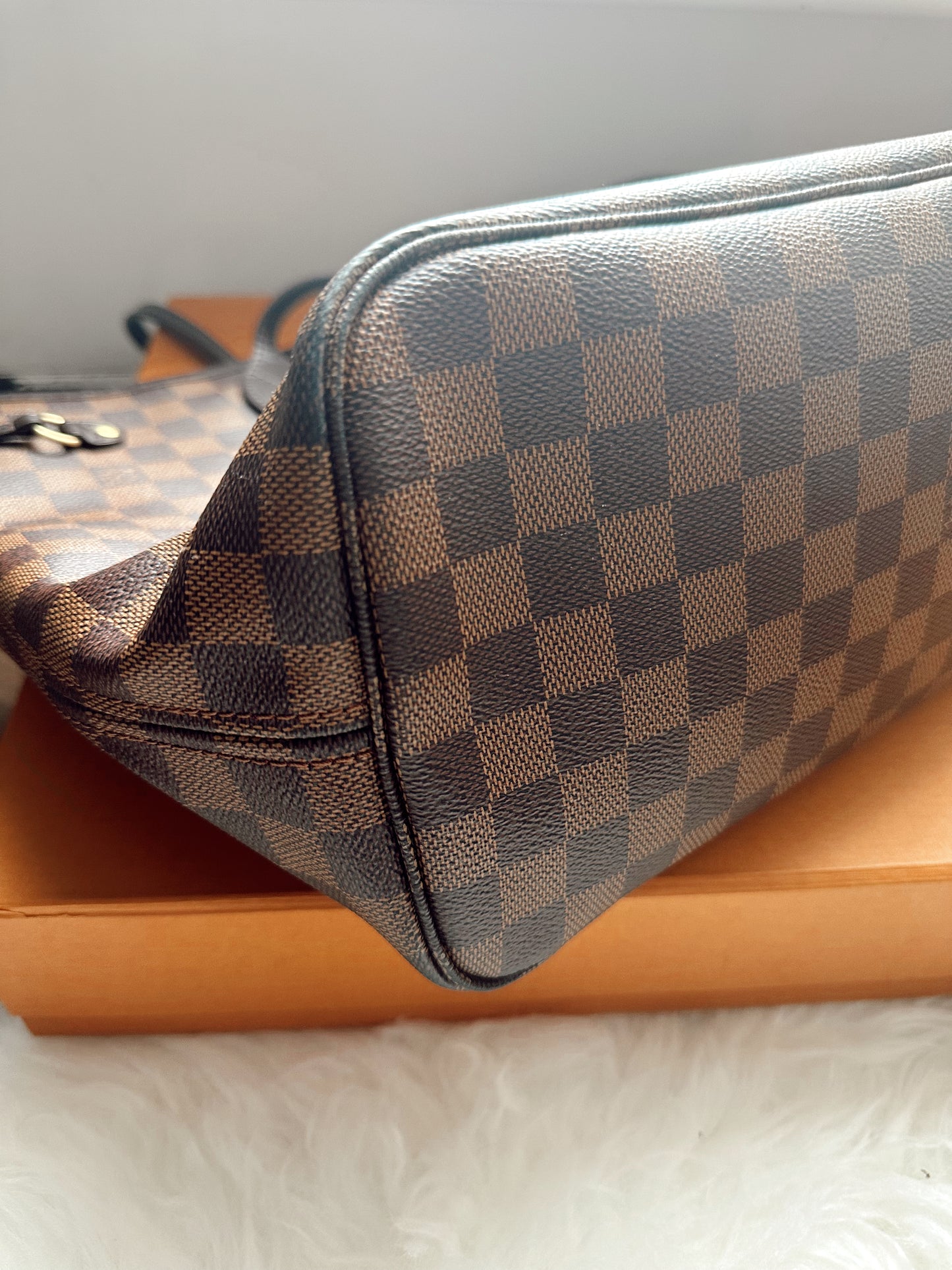 Louis Vuitton Neverfull Damier Ebene MM